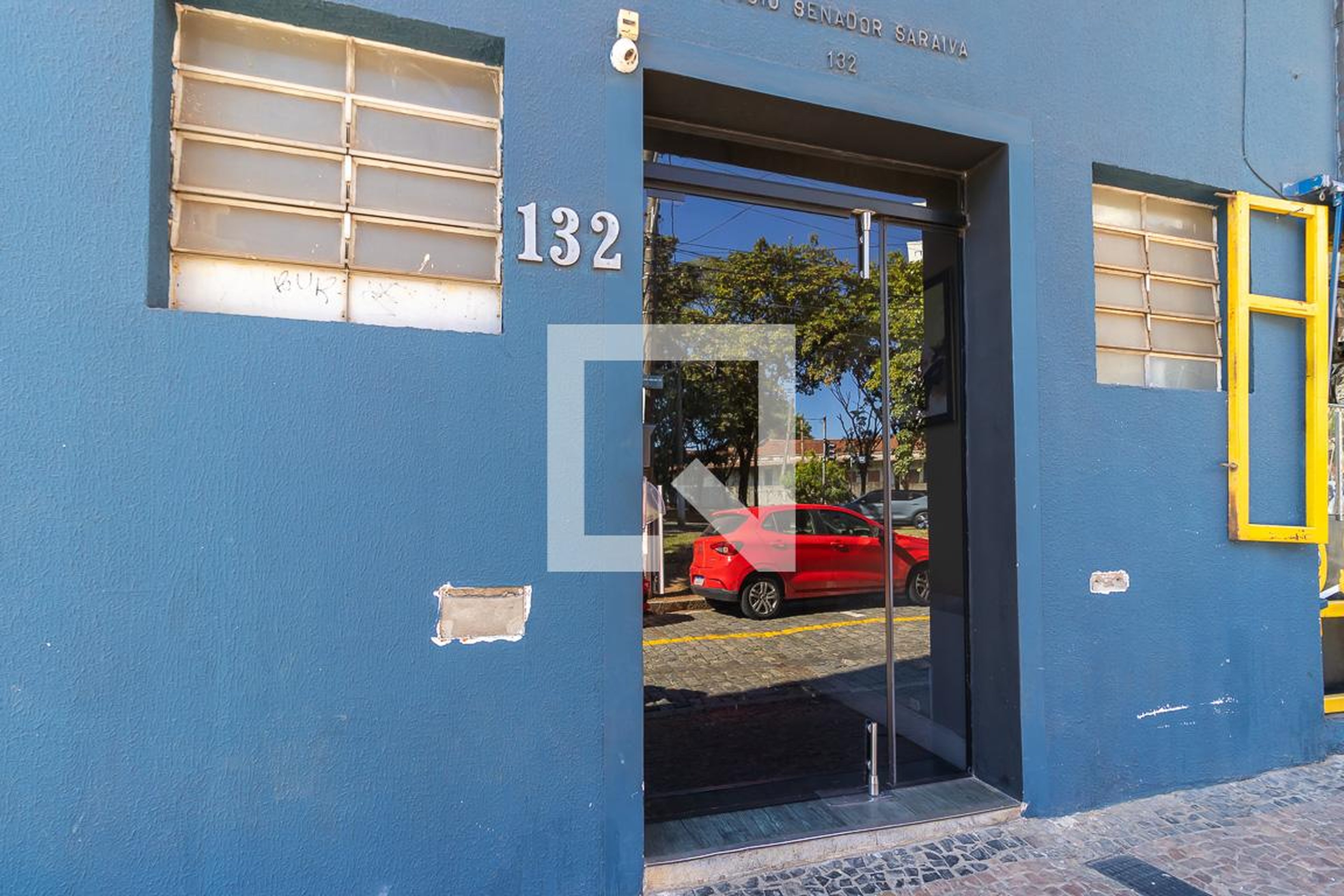 Fachada Condomínio em Avenida Senador Saraiva, 132