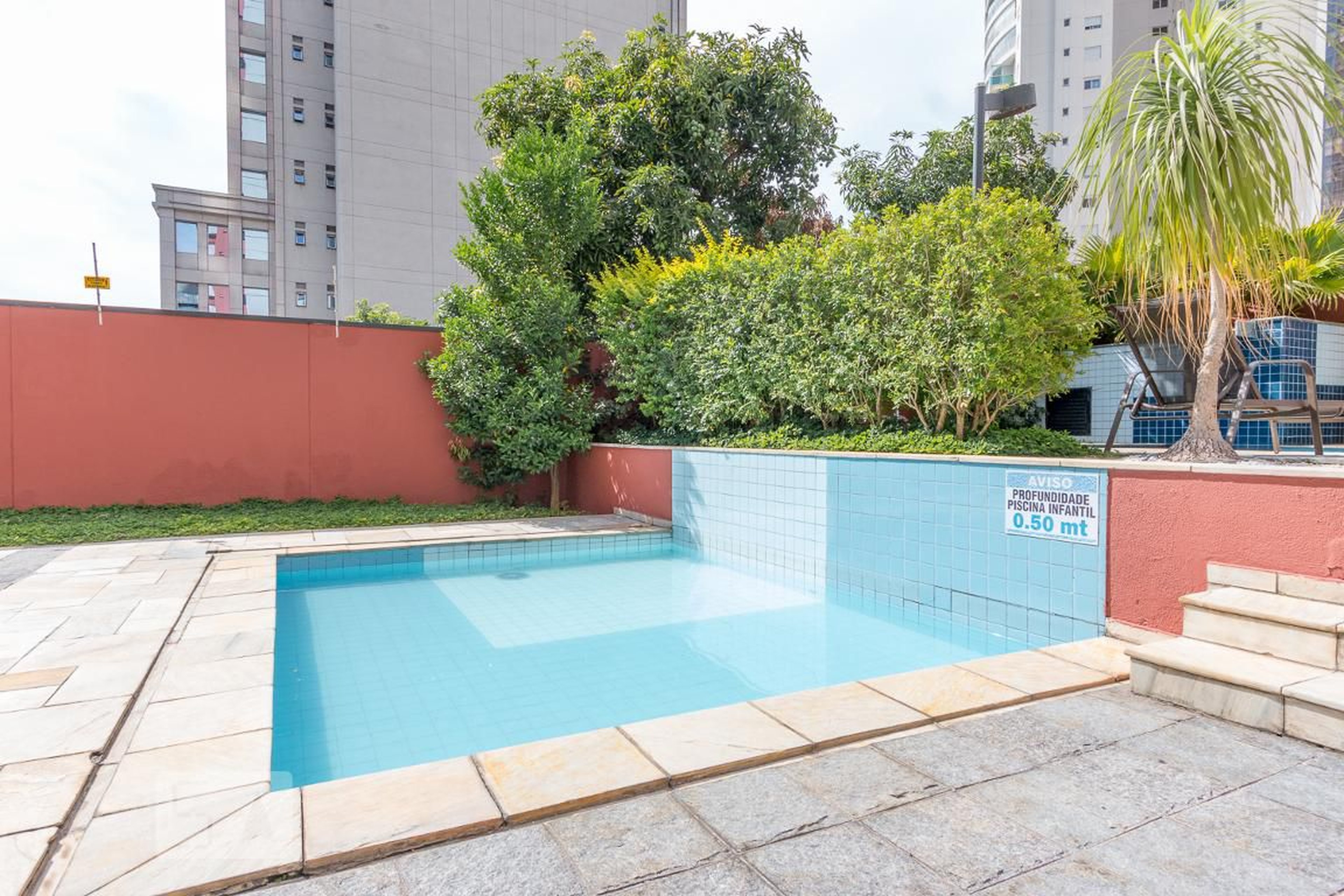 Piscina Infantil - Flat Mercure