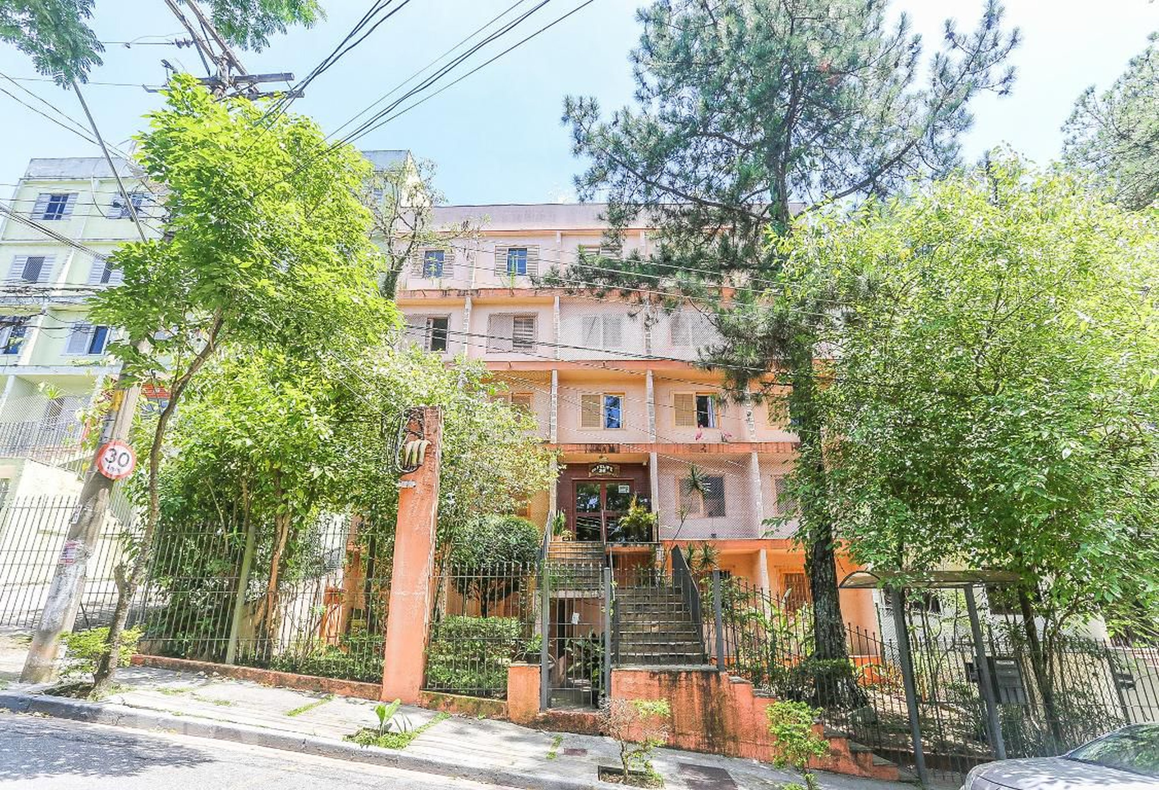 Fachada Condomínio Eduardo