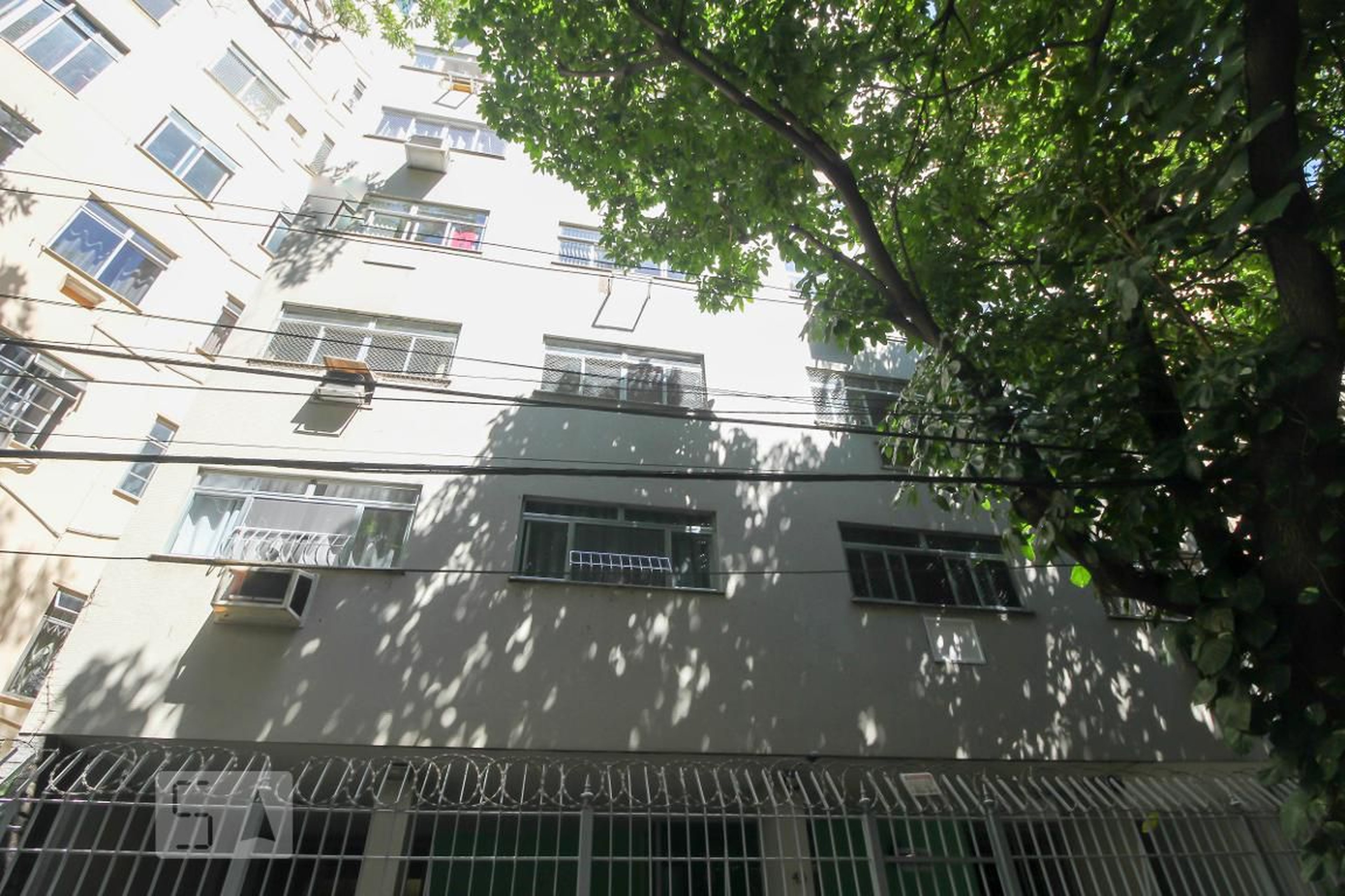 Fachada do Prédio Condomínio em Rua Princesa Januária, 45