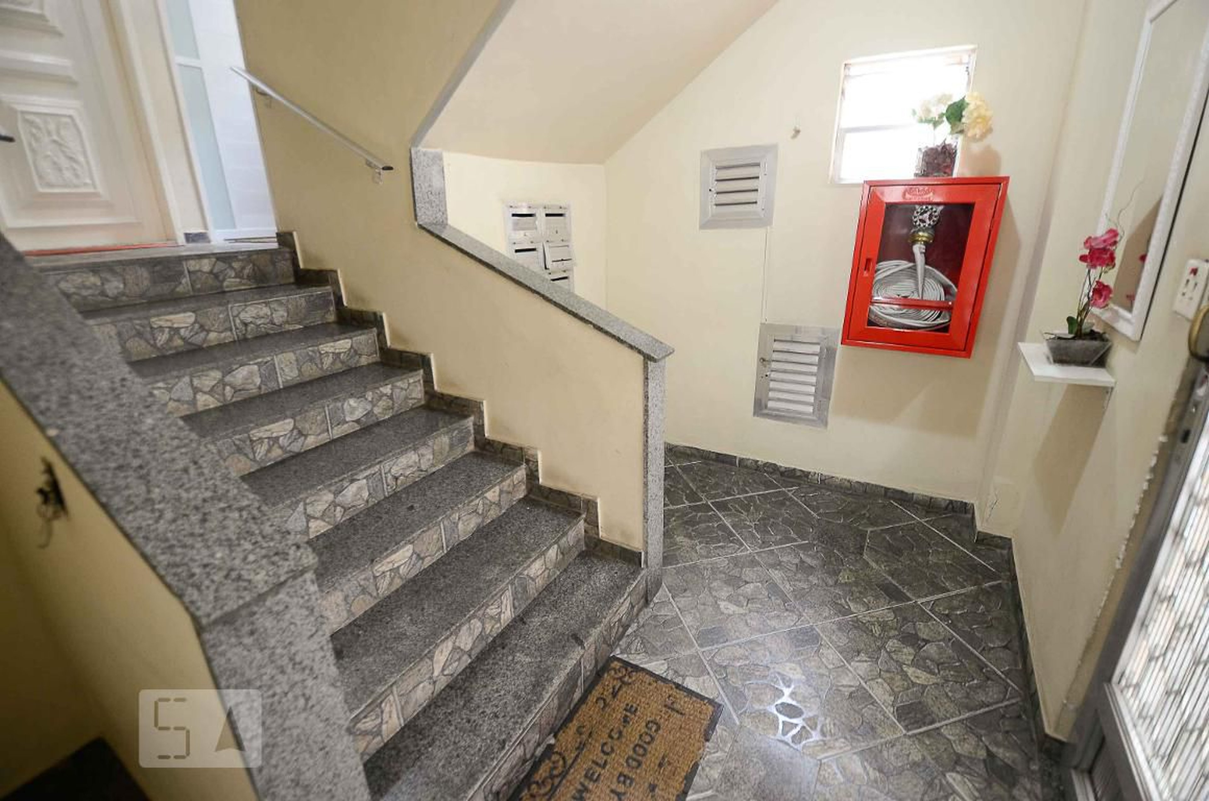 Hall - Gentil Cardoso