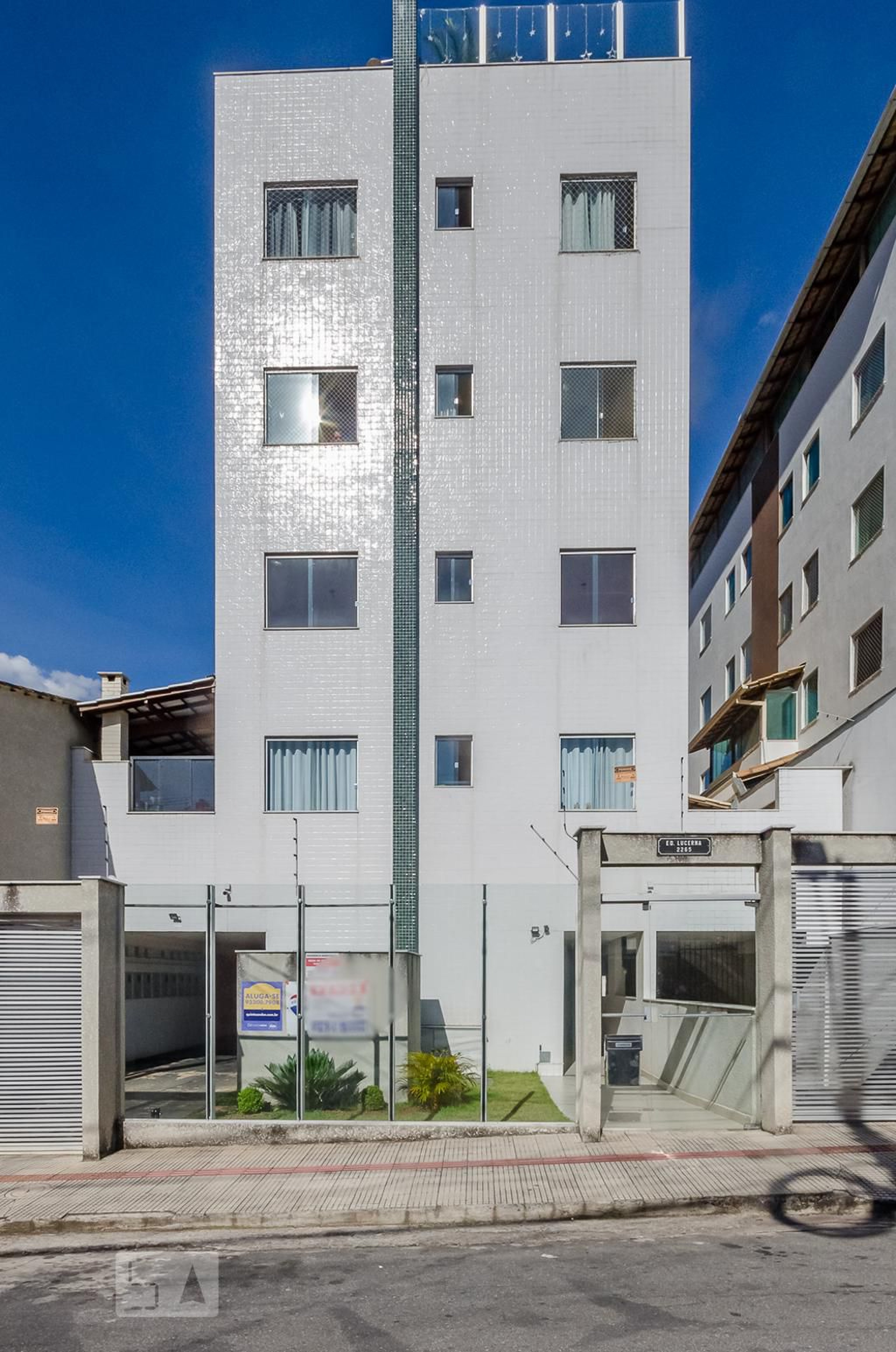 Fachada Condomínio em Rua Lindolfo de Azevedo, 2256