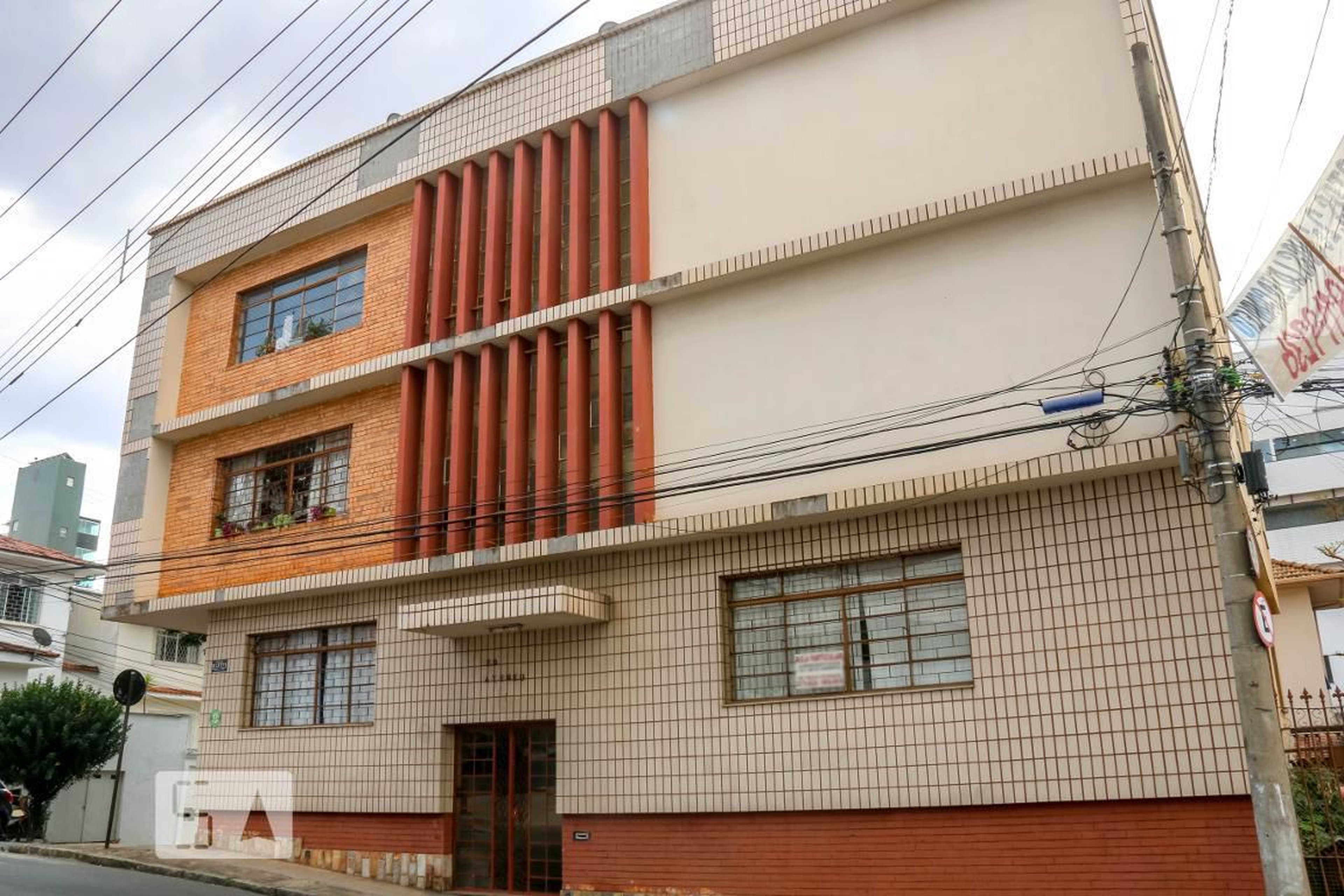 Fachada Condomínio em Rua Catete, 60