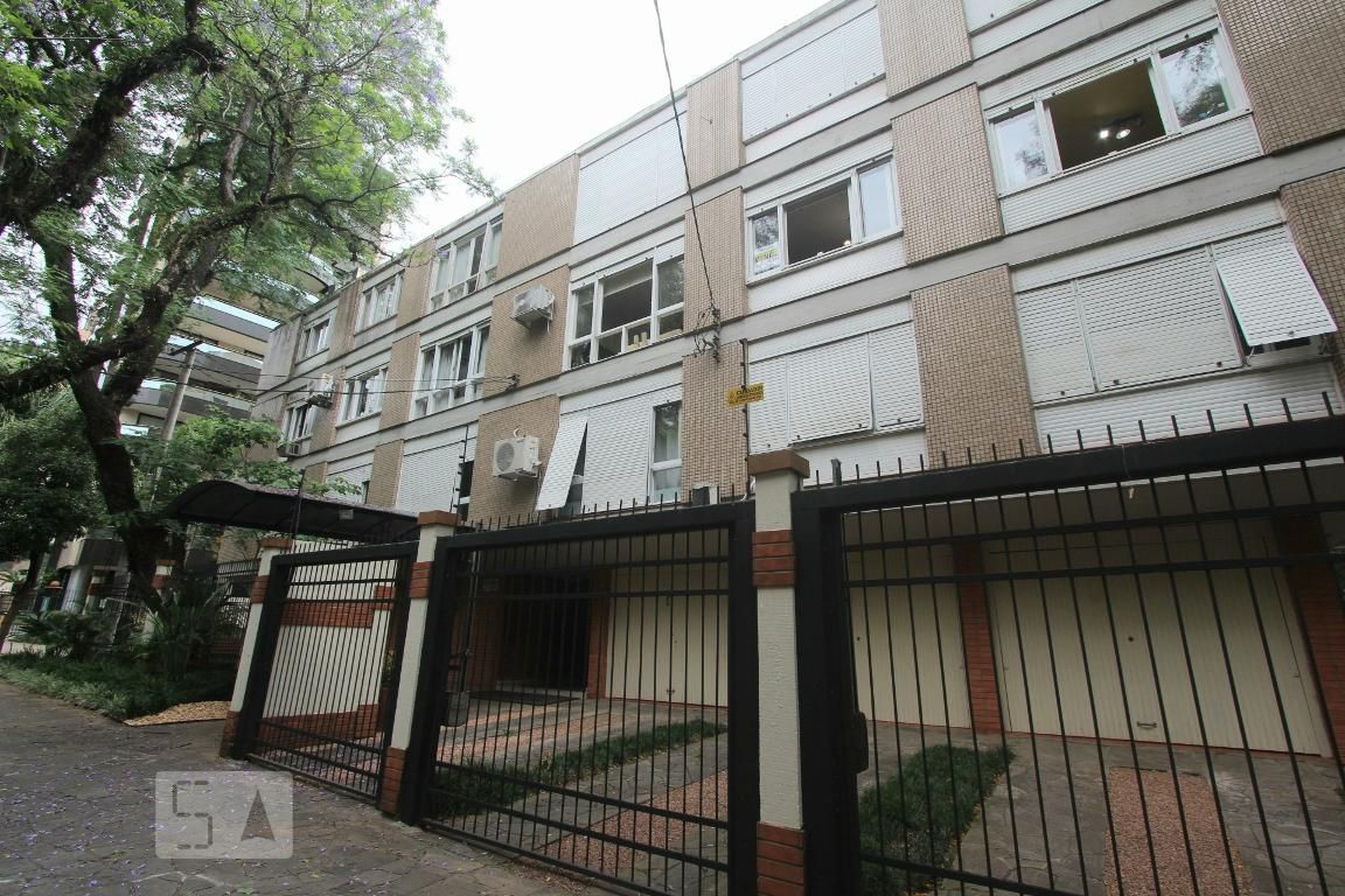 FACHADA Condomínio em Rua Coronel Joaquim Pedro Salgado, 165