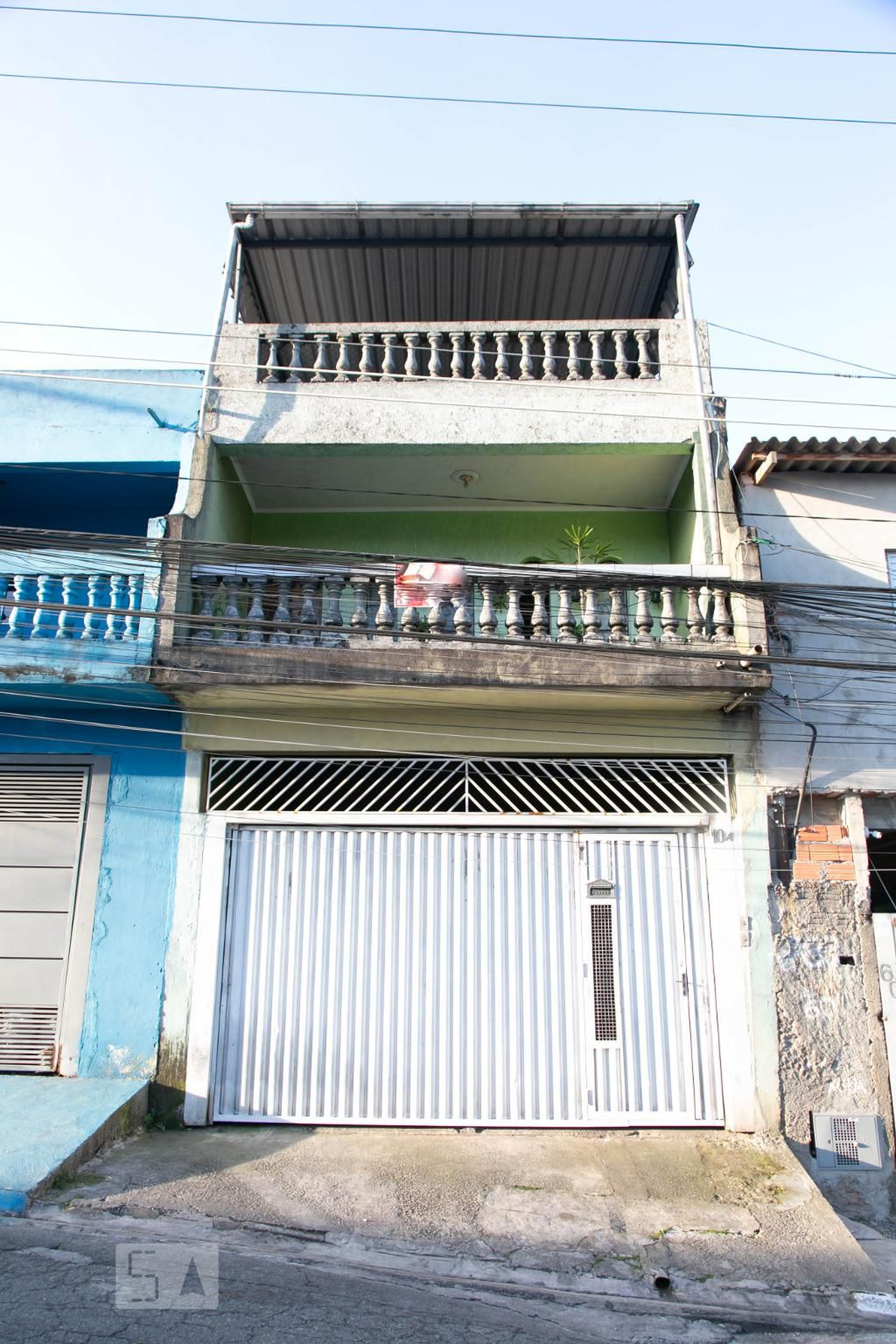 Fachada Condomínio em Rua Padre Francisco Tanho, 10