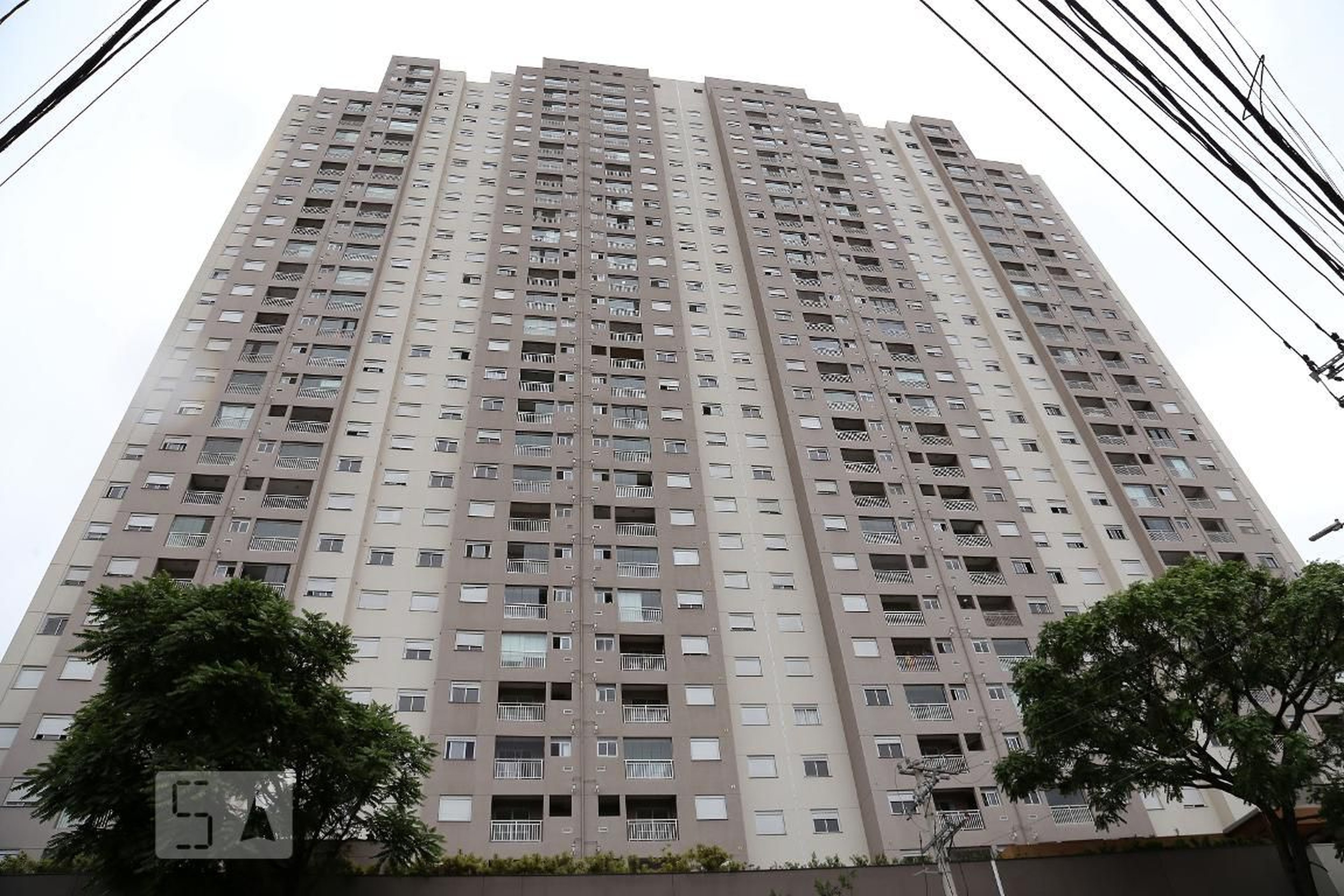 Fachada Condomínio em Rua Flama, 36