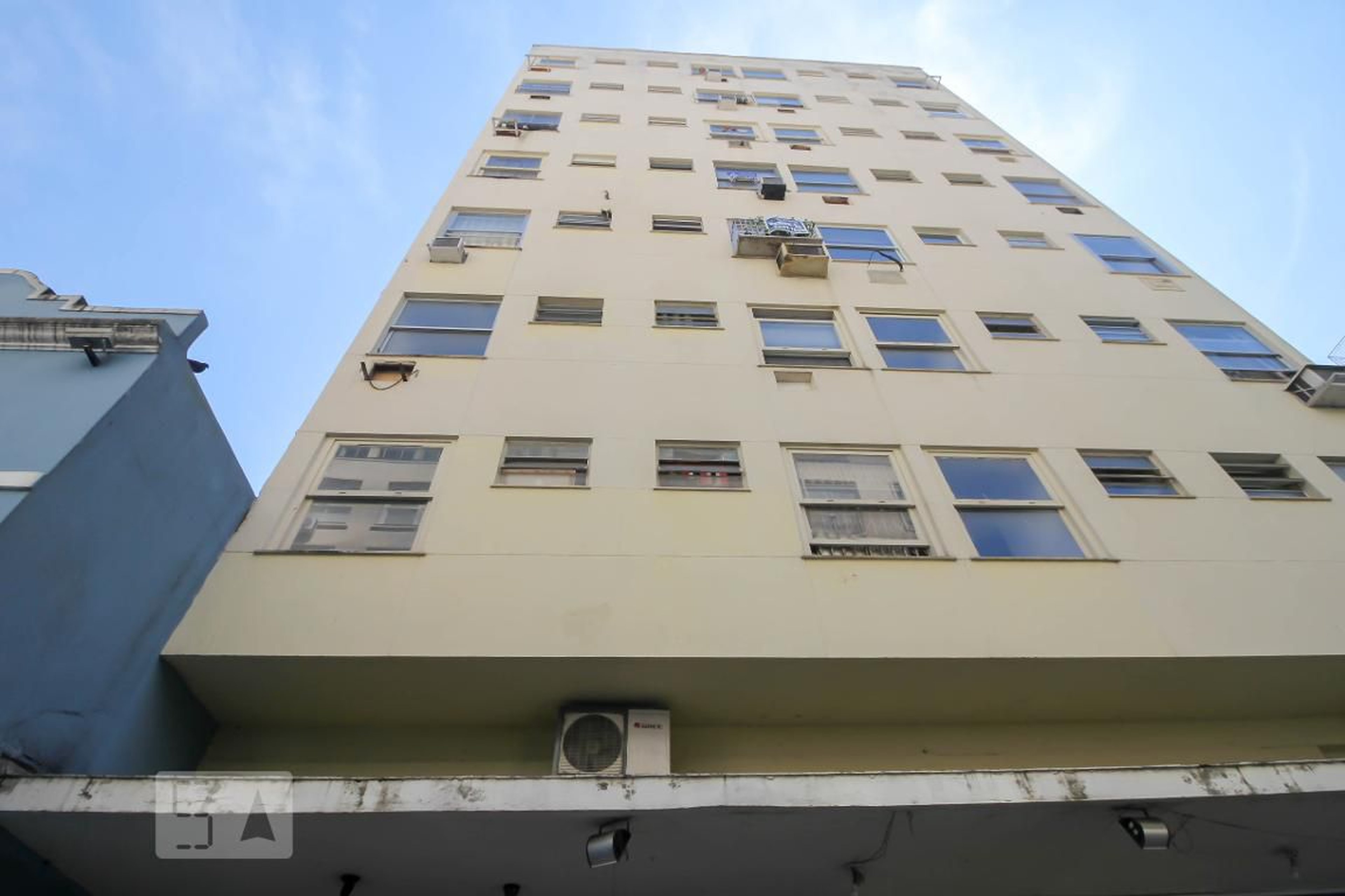 Fachada do Prédio Condomínio Camuirano