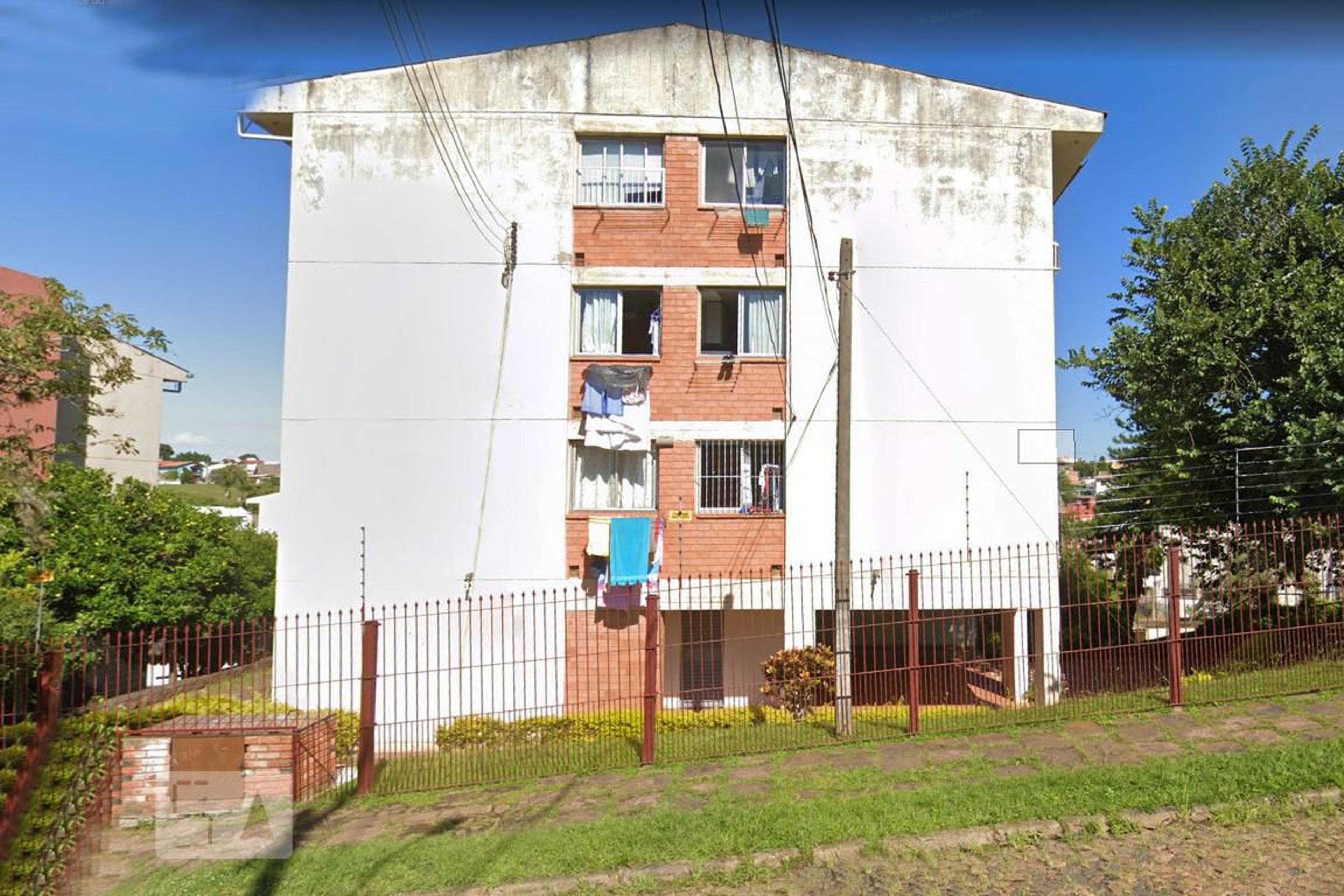 Fachada do Prédio Condomínio em Rua Professor Álvaro Barcellos Ferreira, 745