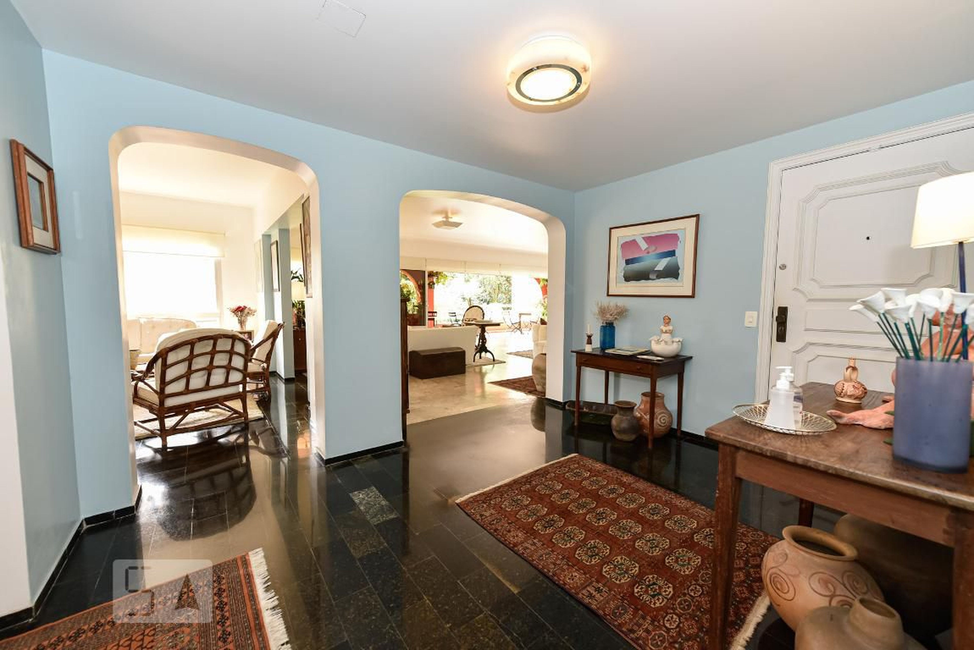 Hall de Entrada - Rougemont