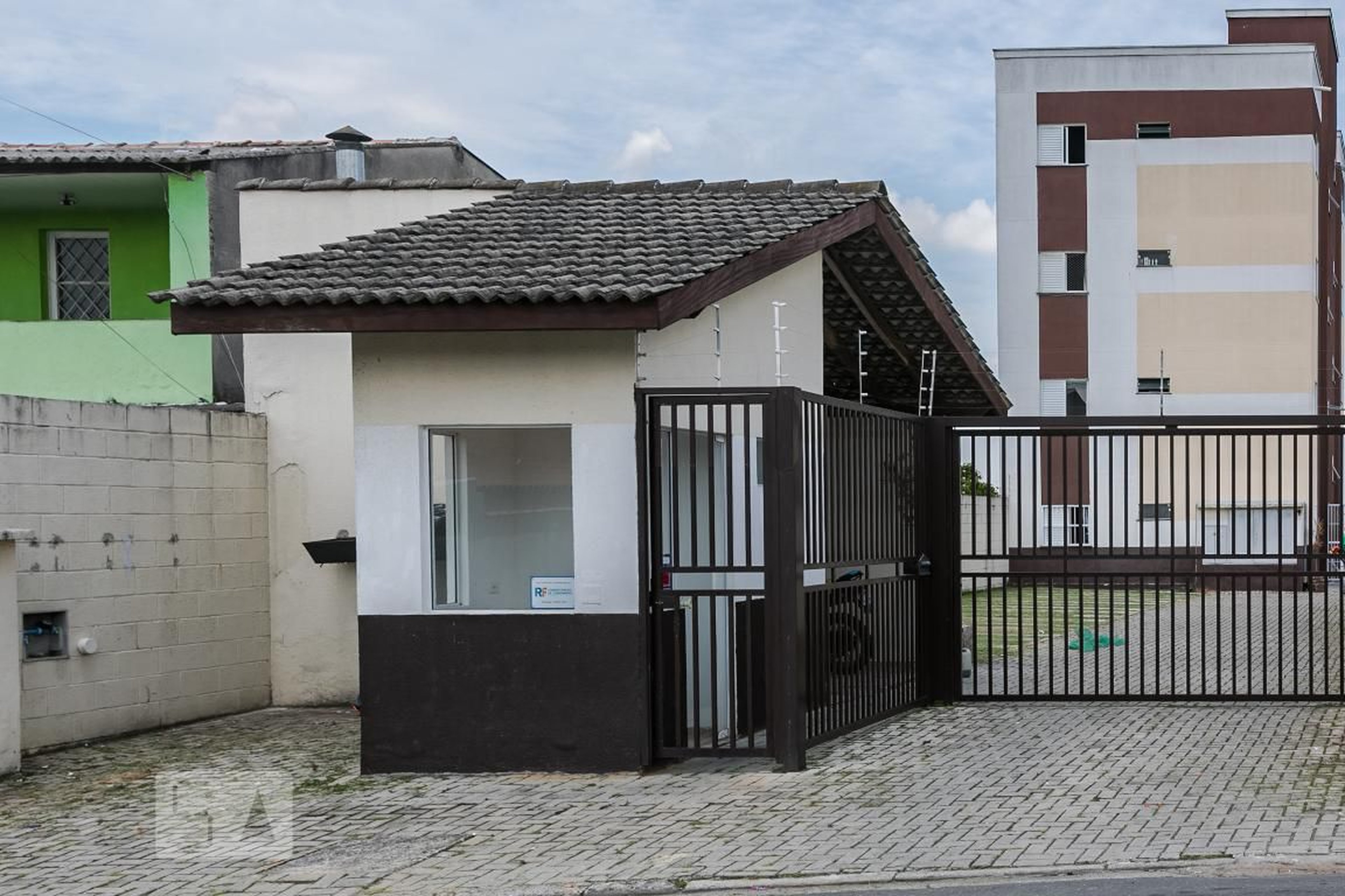 Fachada Condomínio em Rua Augusto Belizário, 798