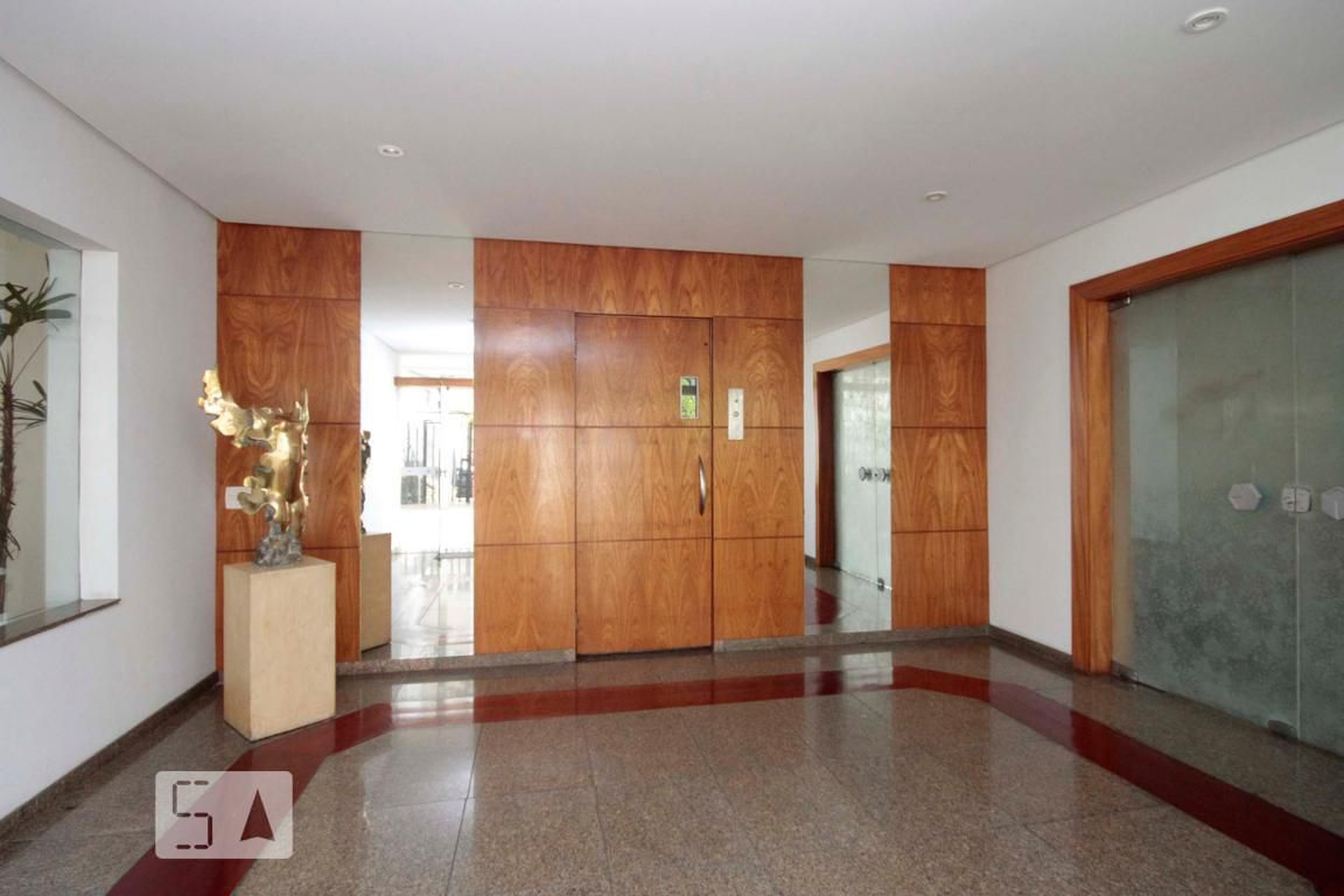 Hall de Entrada - Via Condotti