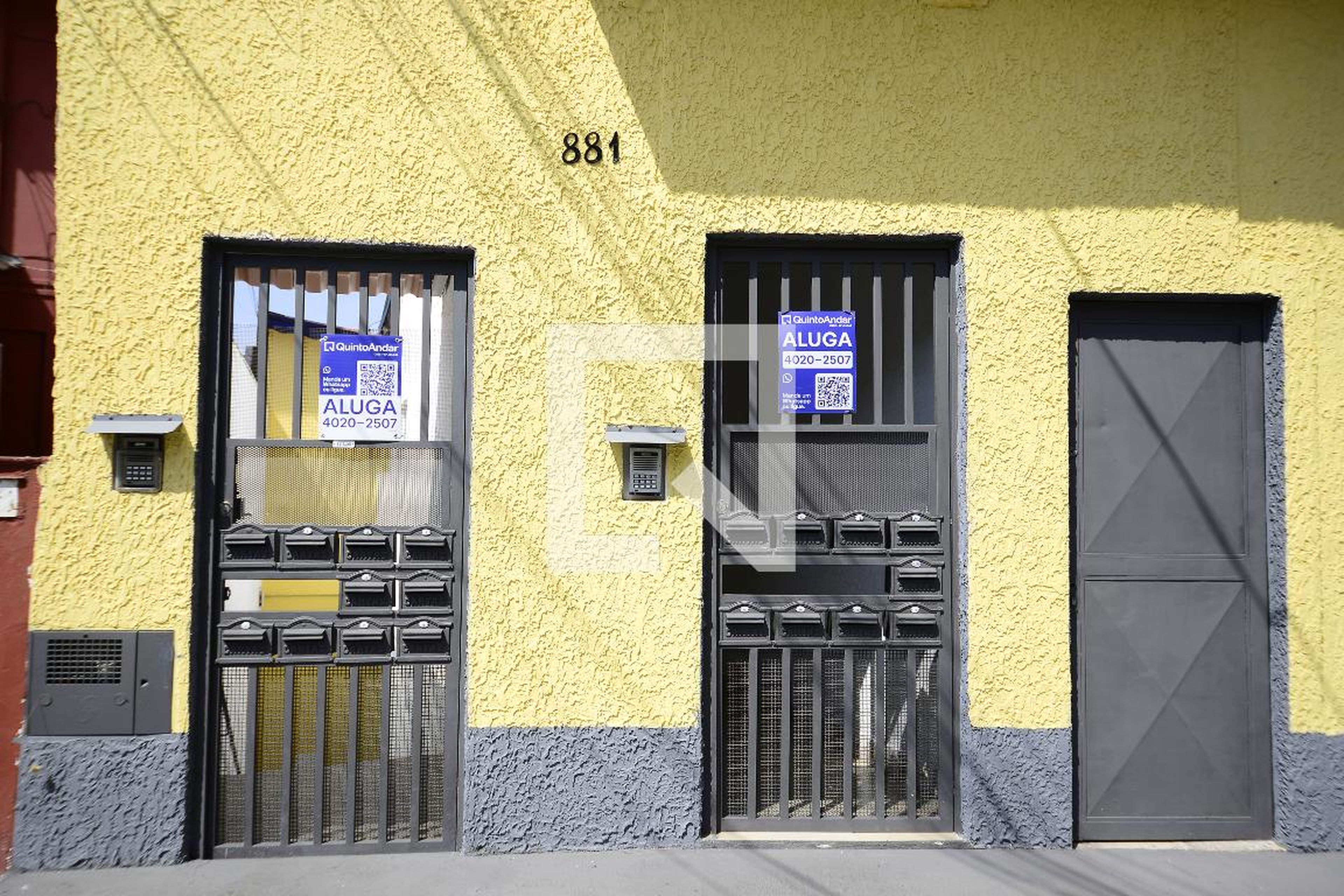 Fachada Condomínio em Rua Dom Duarte Leopoldo, 881