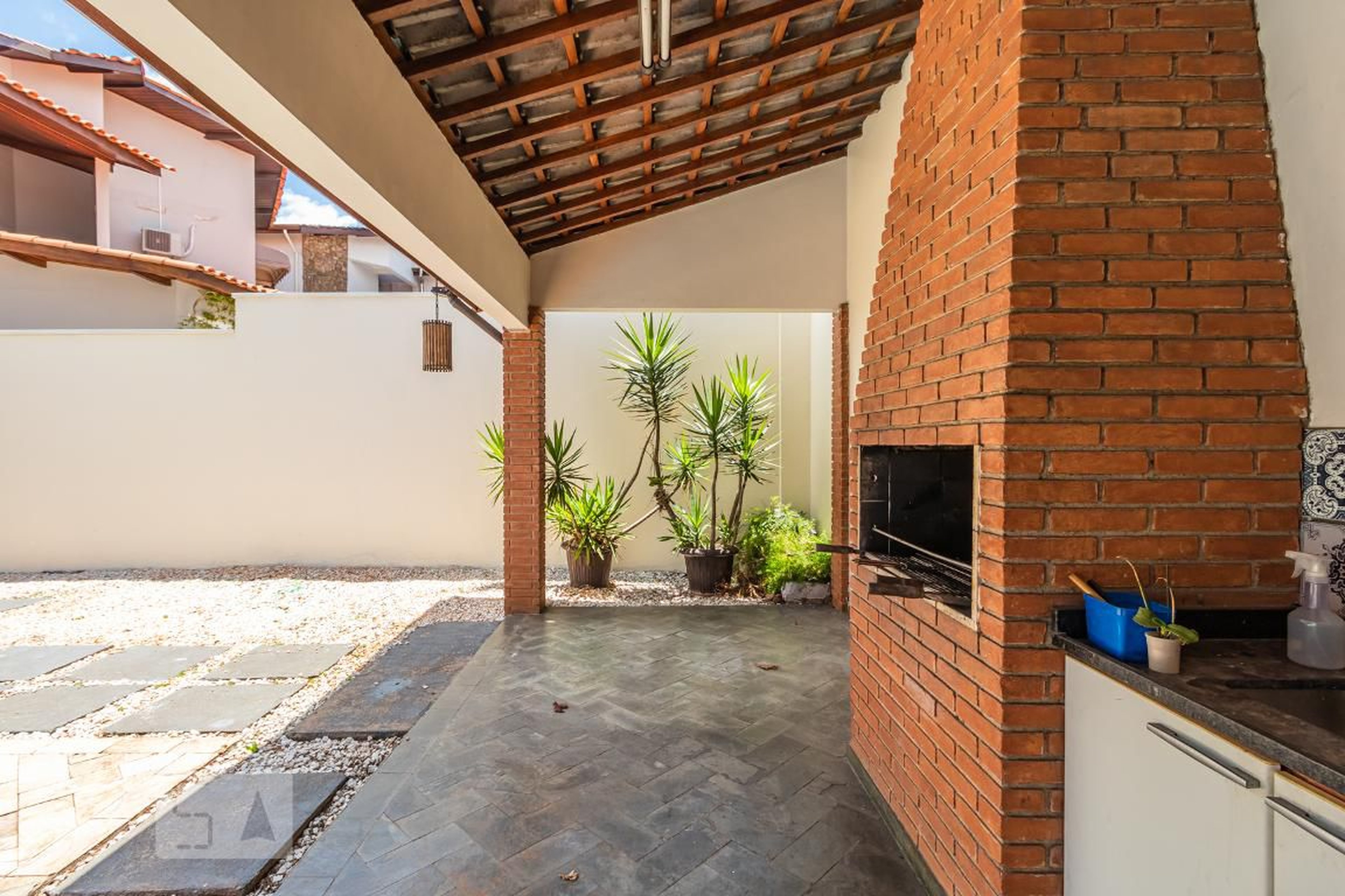 Churrasqueira Condomínio em Alameda Brilhante, 493