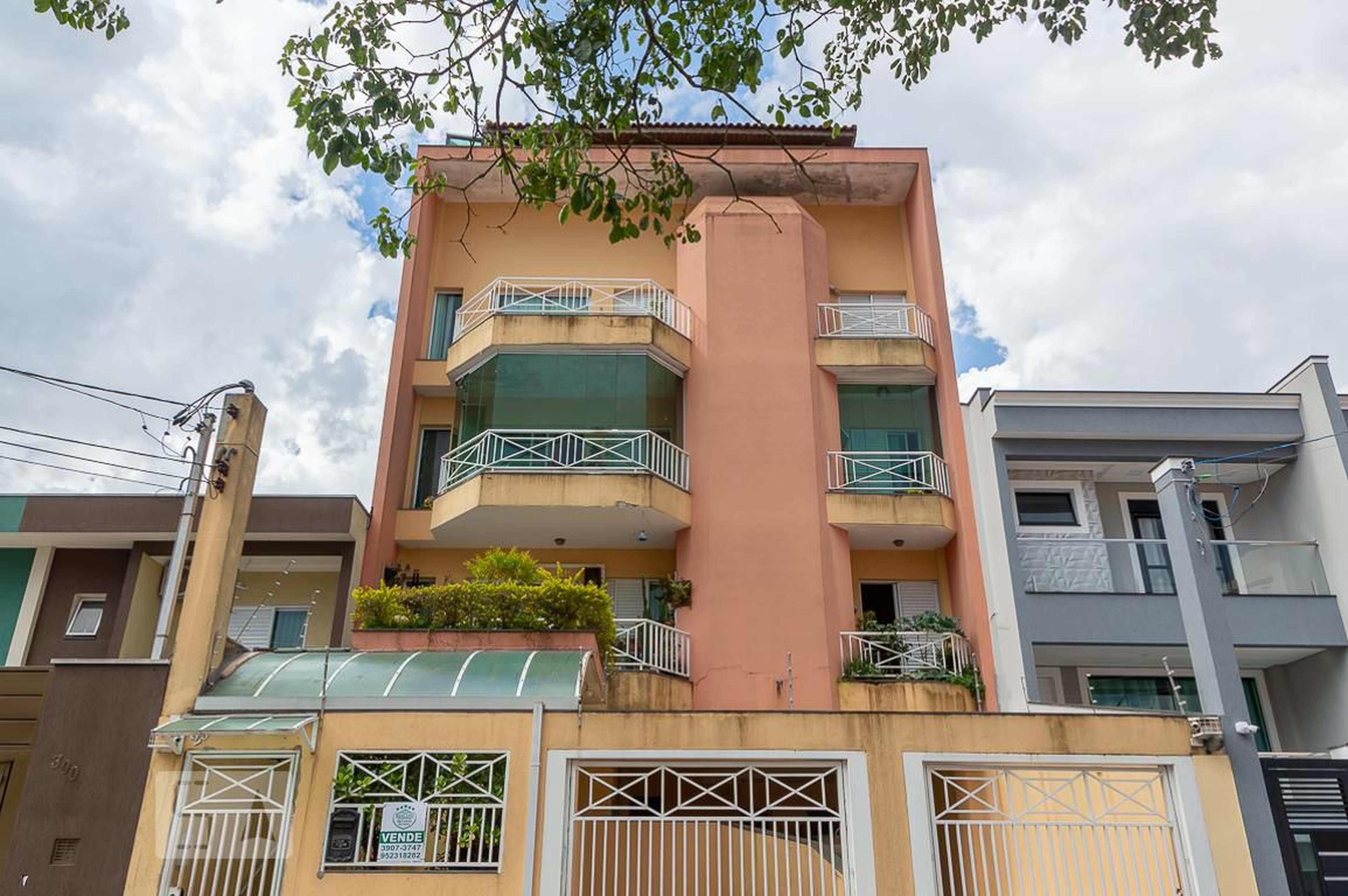 Fachada do Prédio Residencial Carina