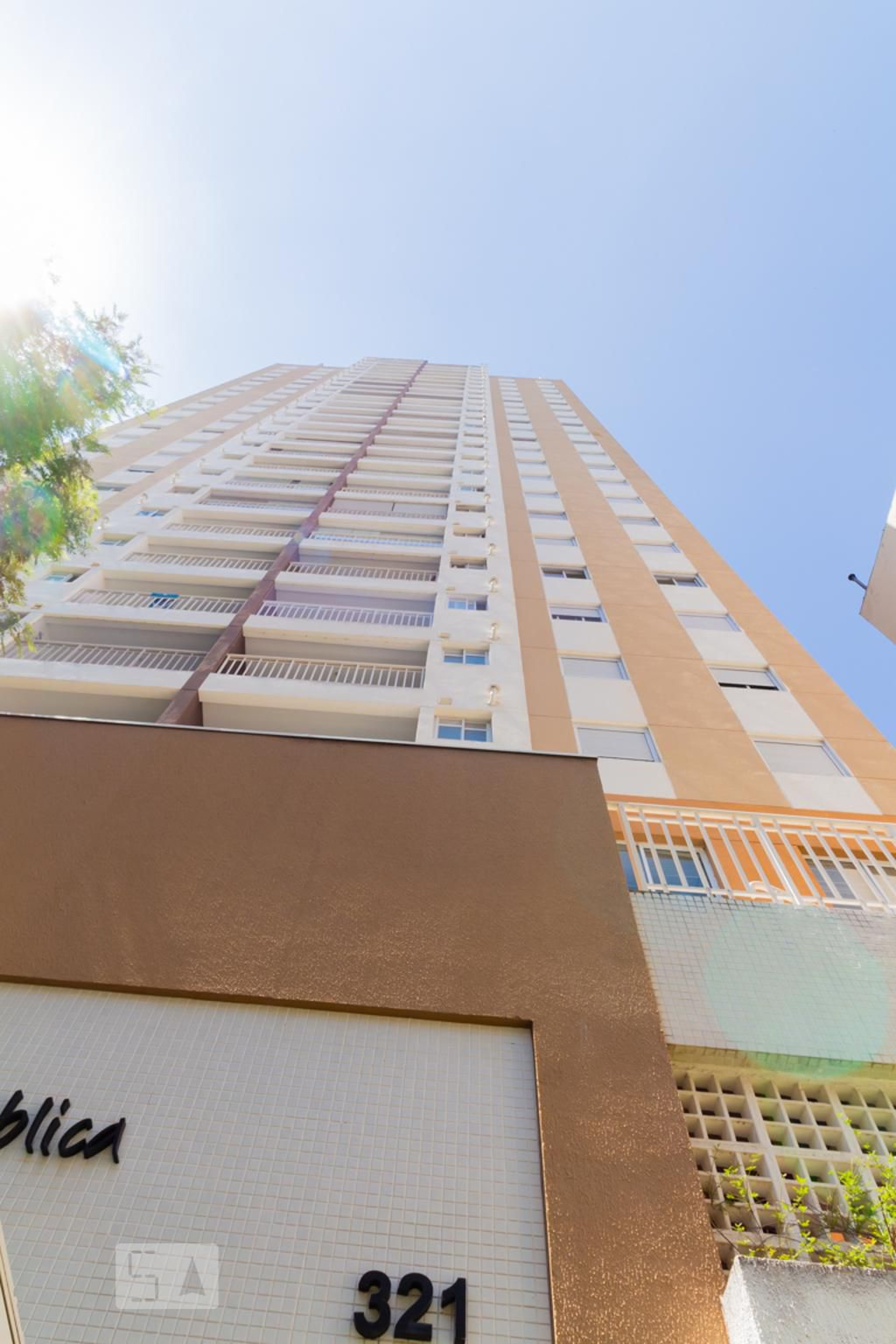 Fachada Condomínio em Rua Major Sertório, 170