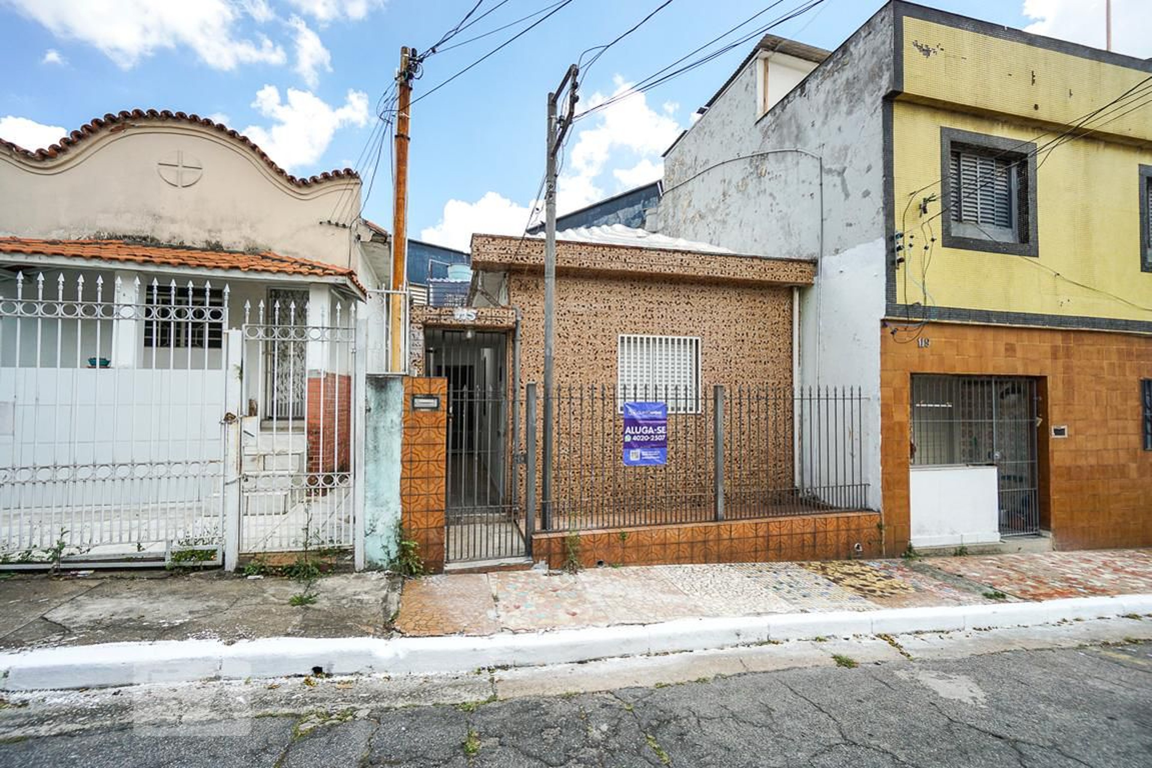 Fachada Condomínio em Rua José Joaquim Tôrres, 115