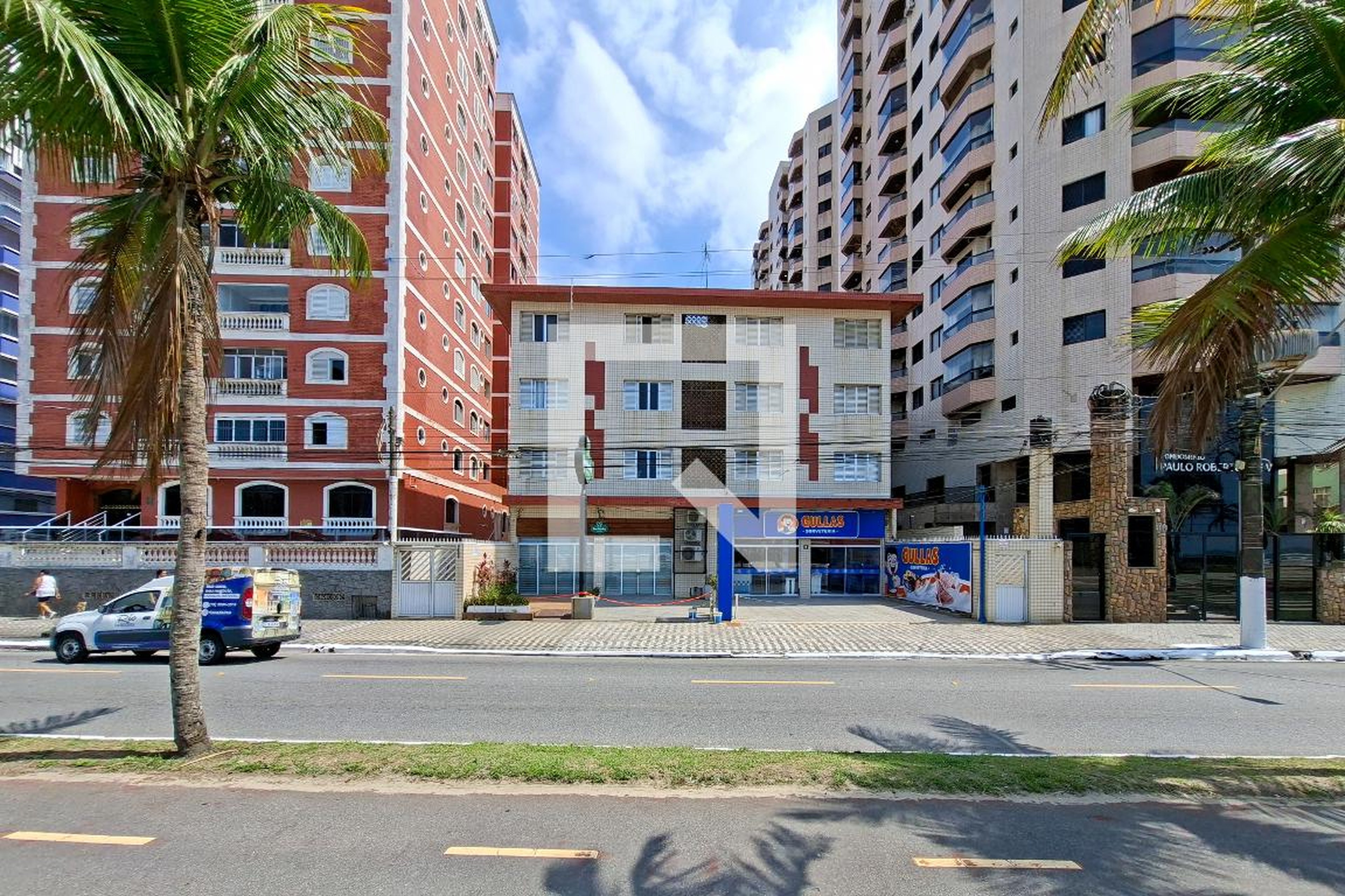 Fachada do Prédio Condomínio Riviera