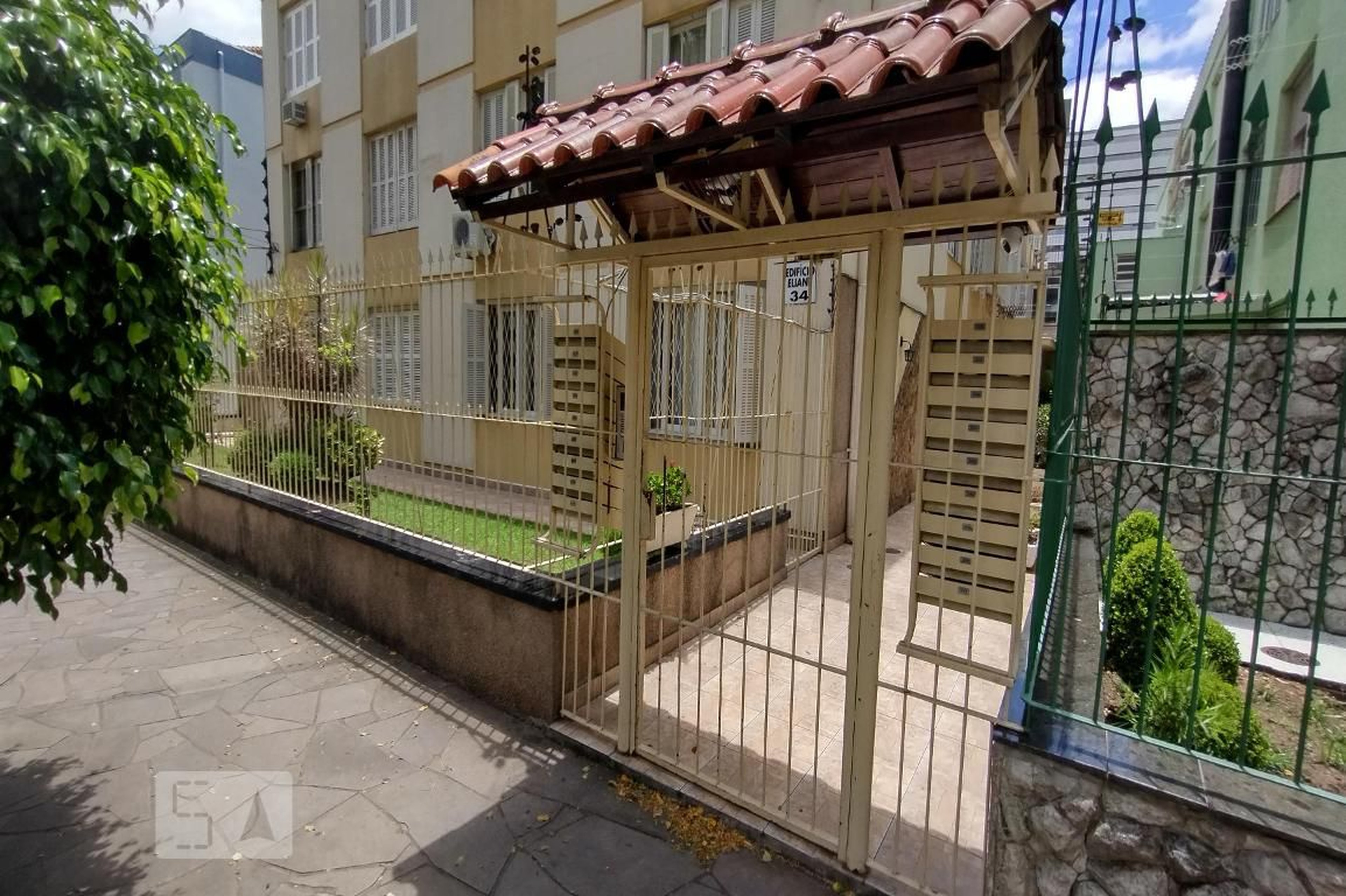 Fachada do Condomínio Condomínio em Travessa Olímpio de Oliveira Pachêco, 34