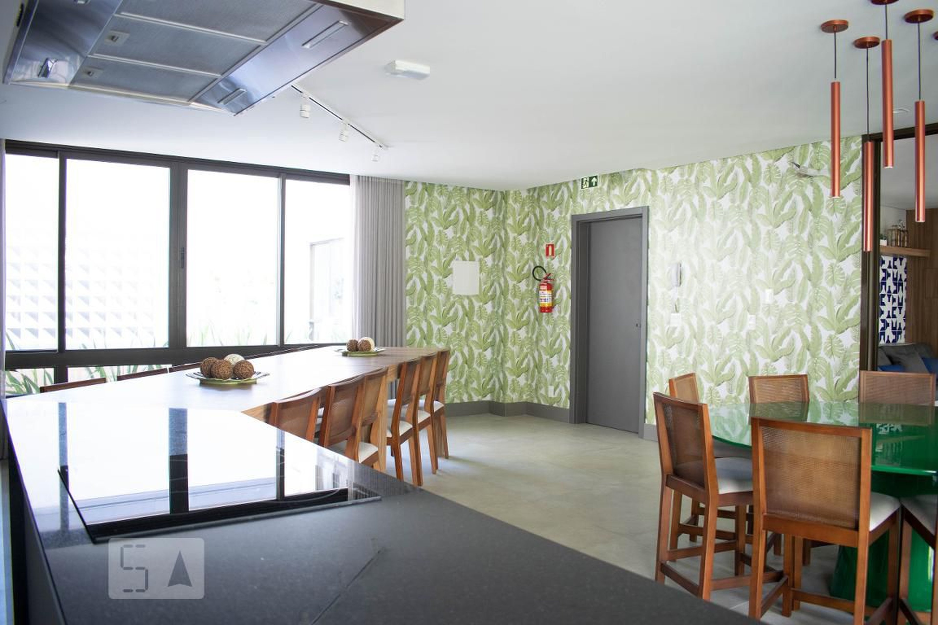 Salão de Festas - Tom