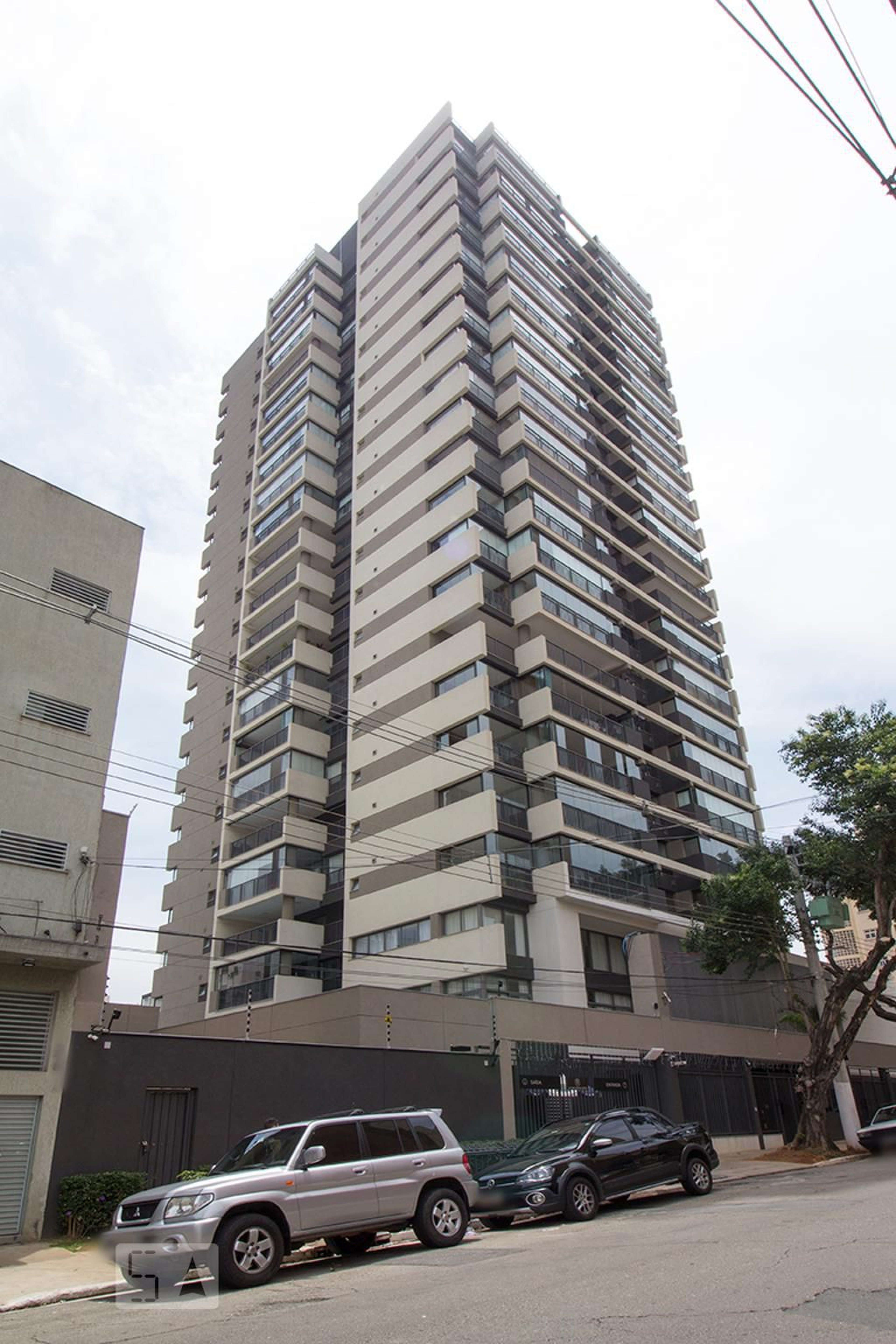 Fachada Condomínio em Rua Turiassu, 312