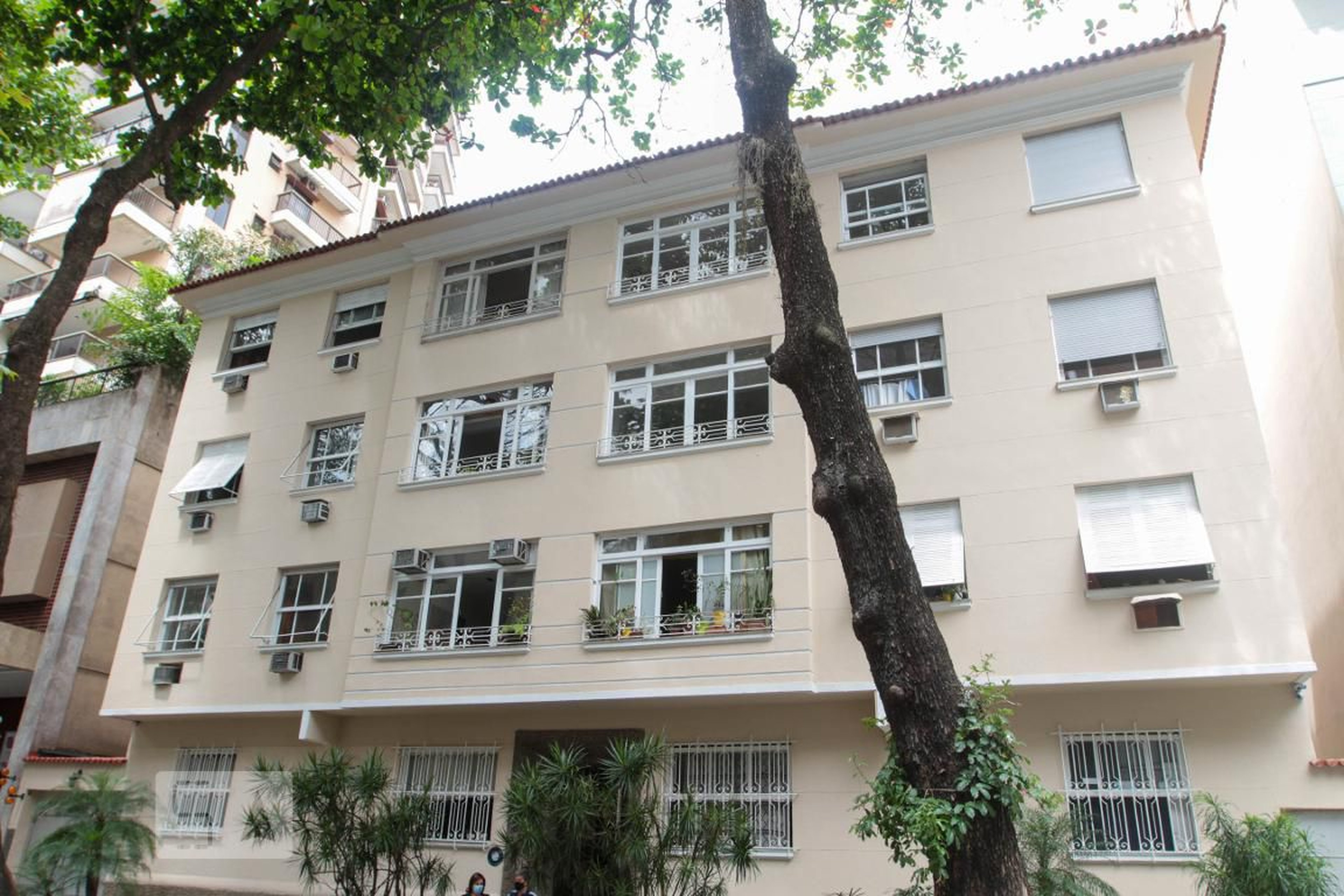 Fachada do Prédio Condomínio Rainha Guilhermina