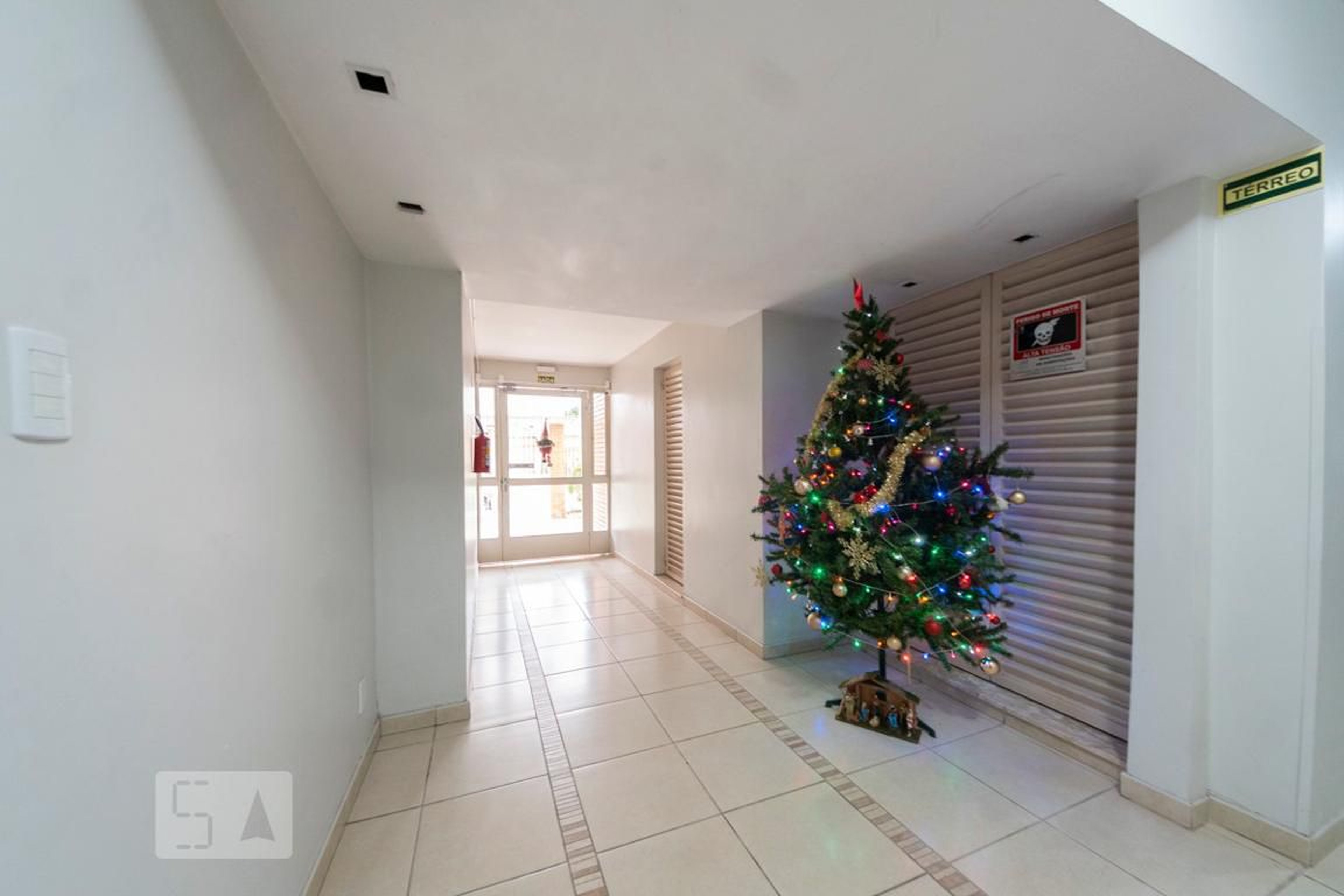 Hall de Entrada - Edifício Caramurus I