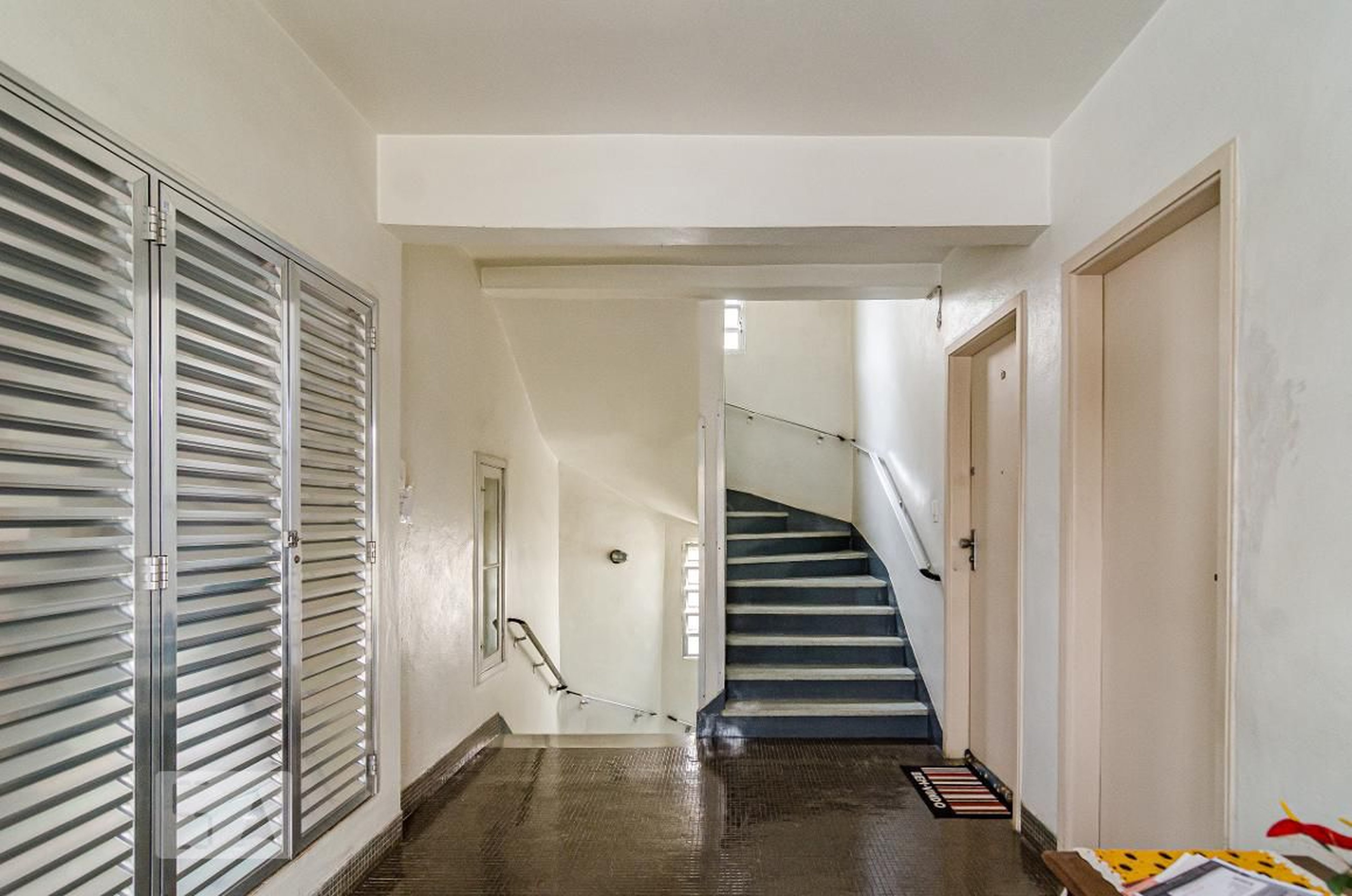 Hall de entrada - Lírio