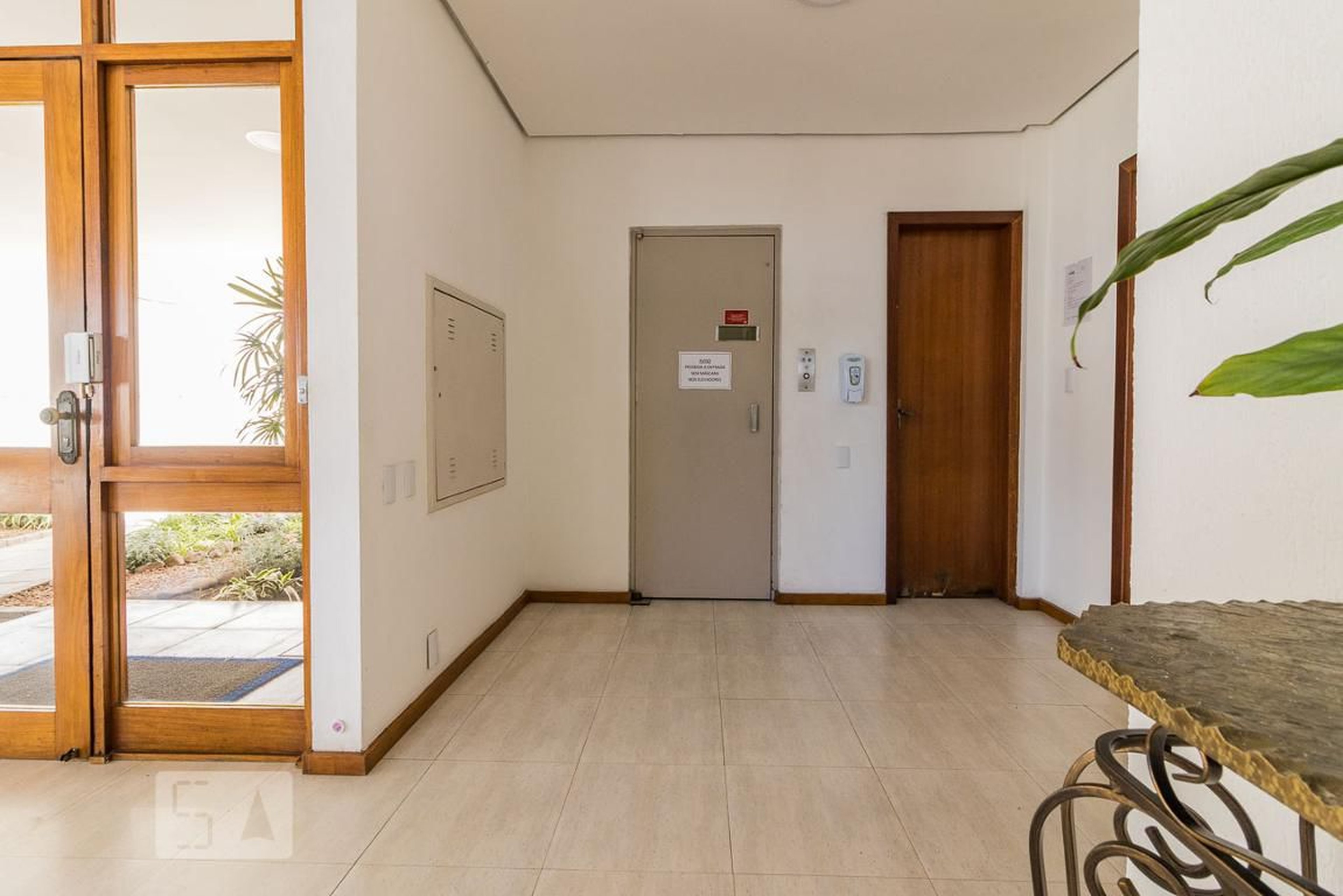 Hall social - Esplanada do Sol