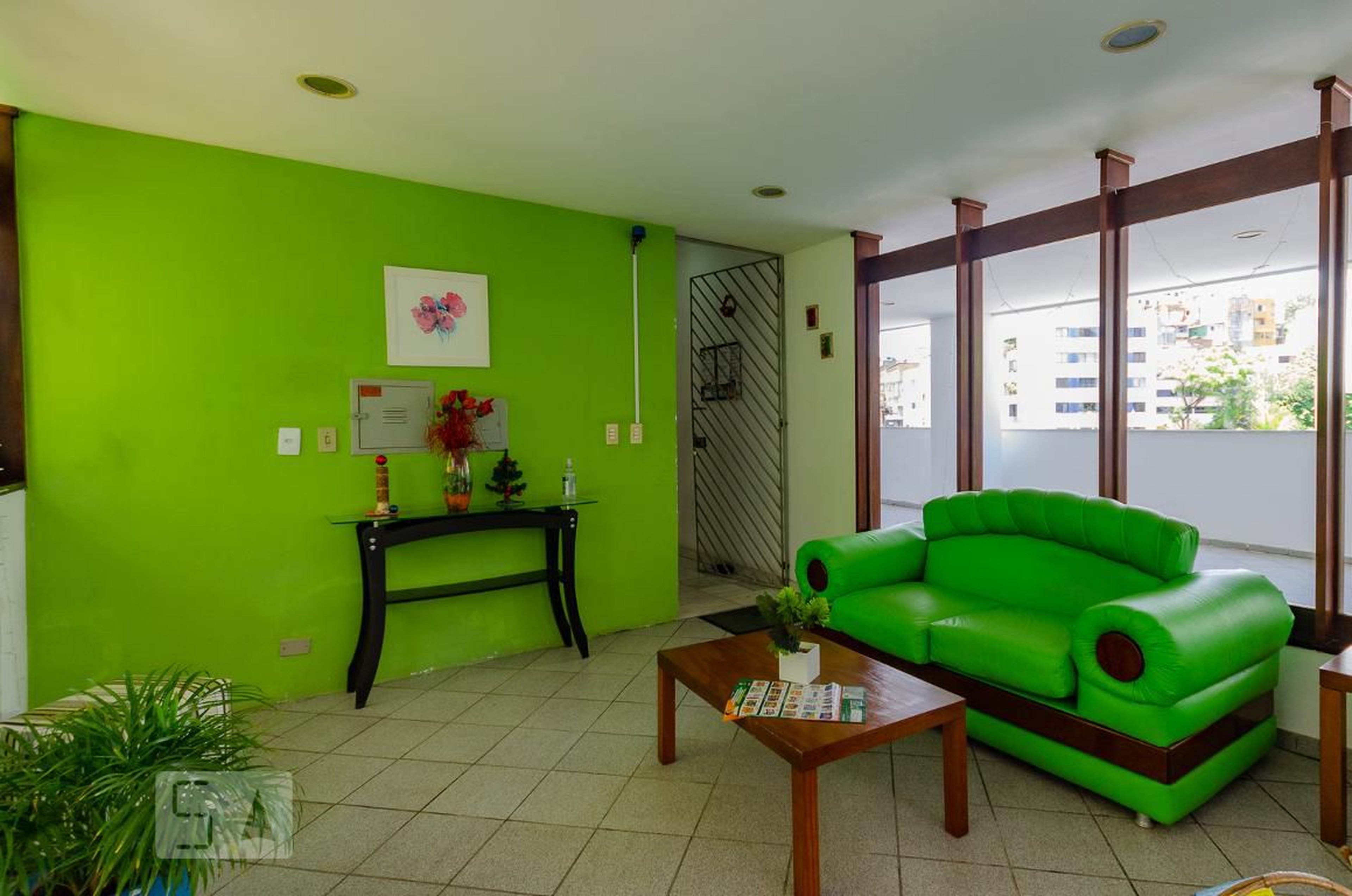 Hall de Entrada - Edifício Mirante da Garibaldi