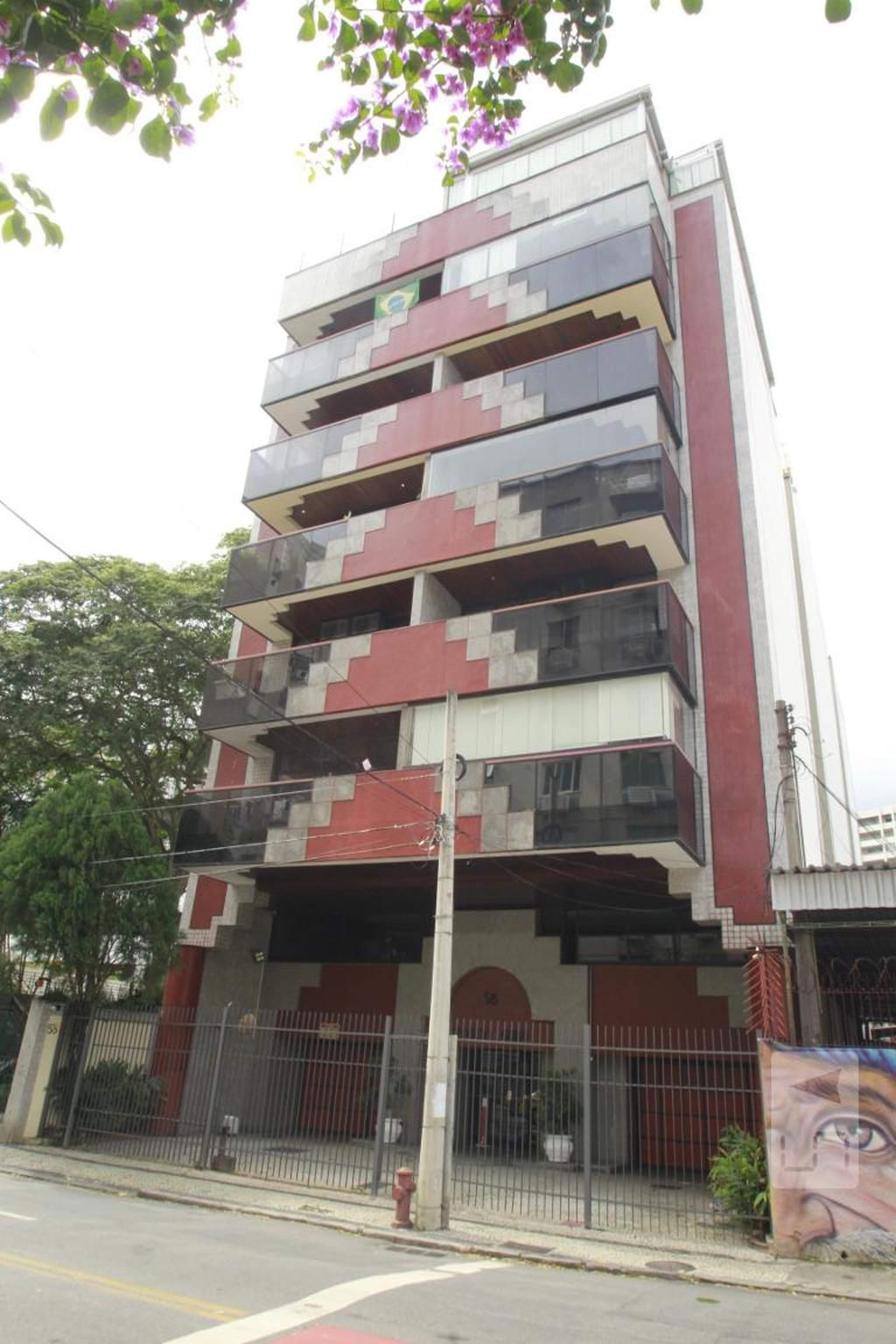 Fachada do Prédio Edifício Maison Grise