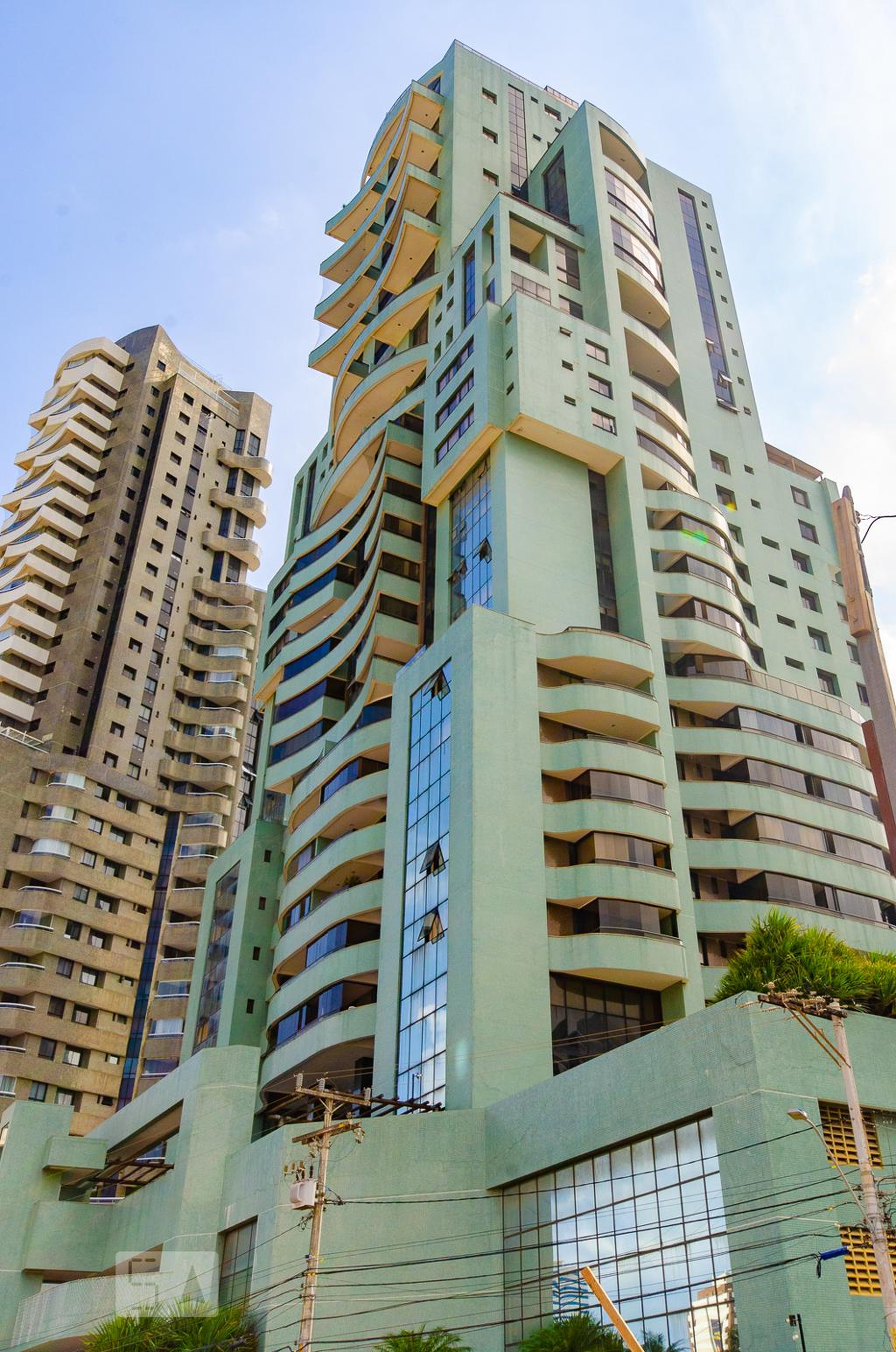 Fachada do Condomínio Condomínio Icone