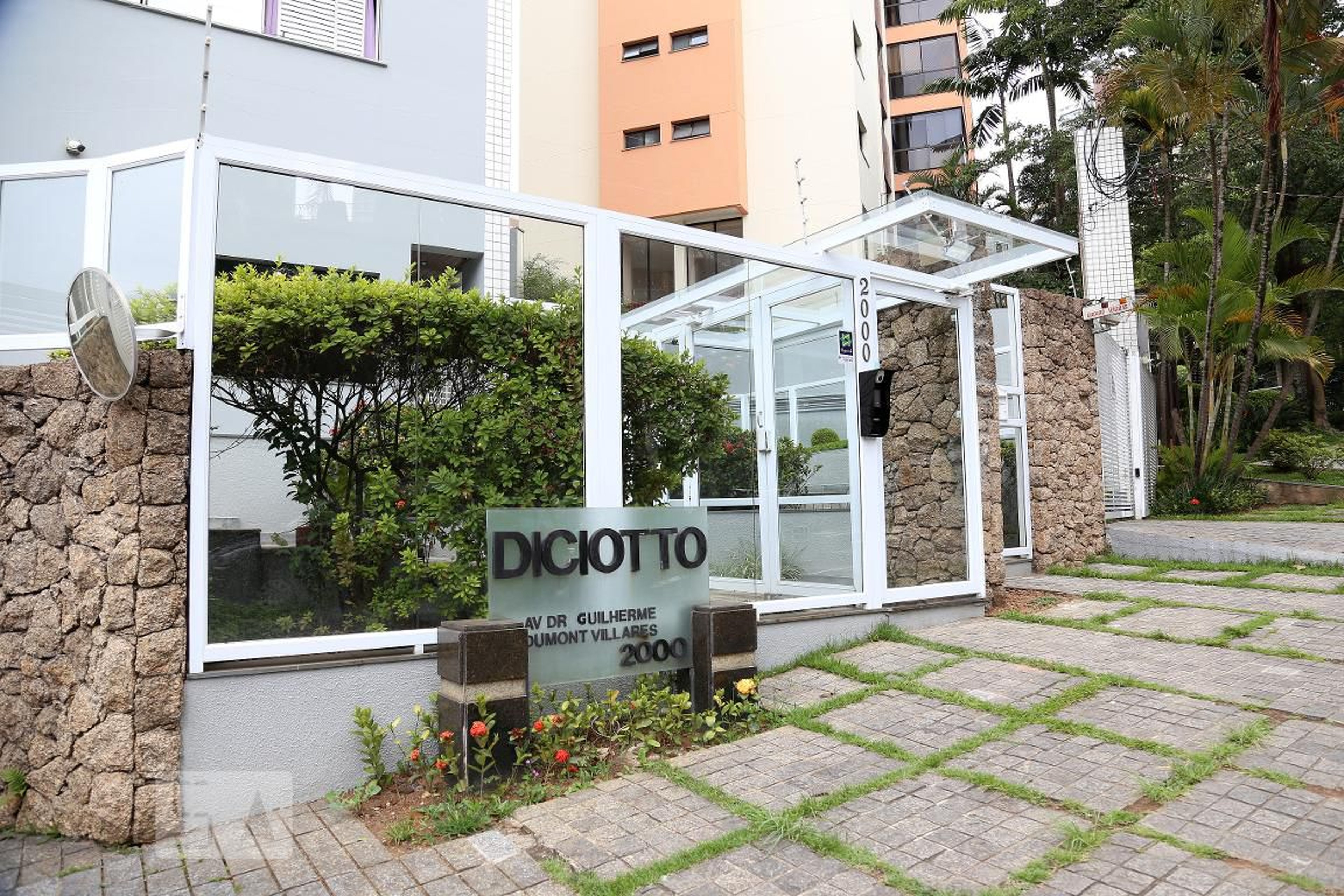 Fachada do Condomínio Condomínio Diciotto