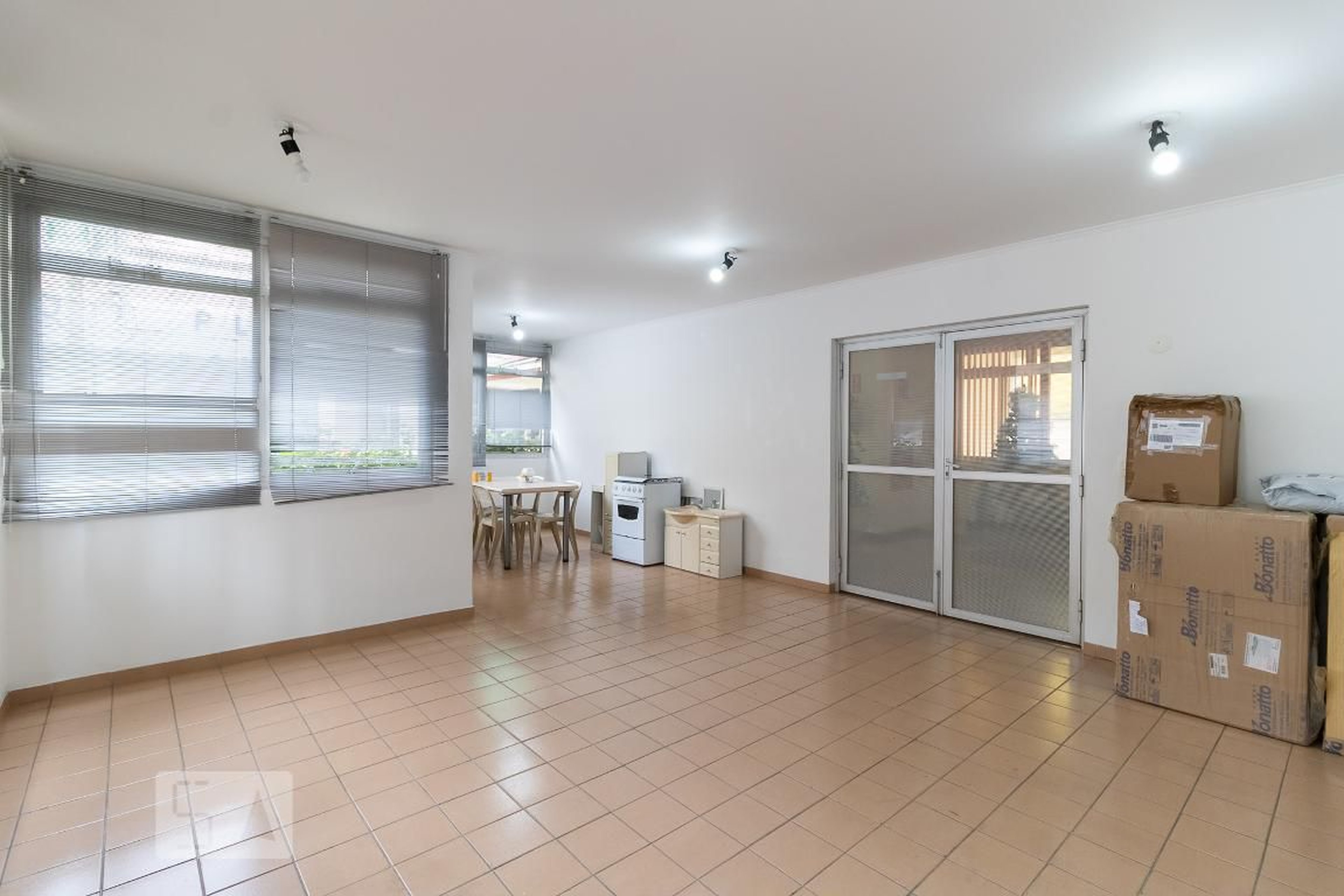 Sala de Reunião - Edifício Sol Nascente