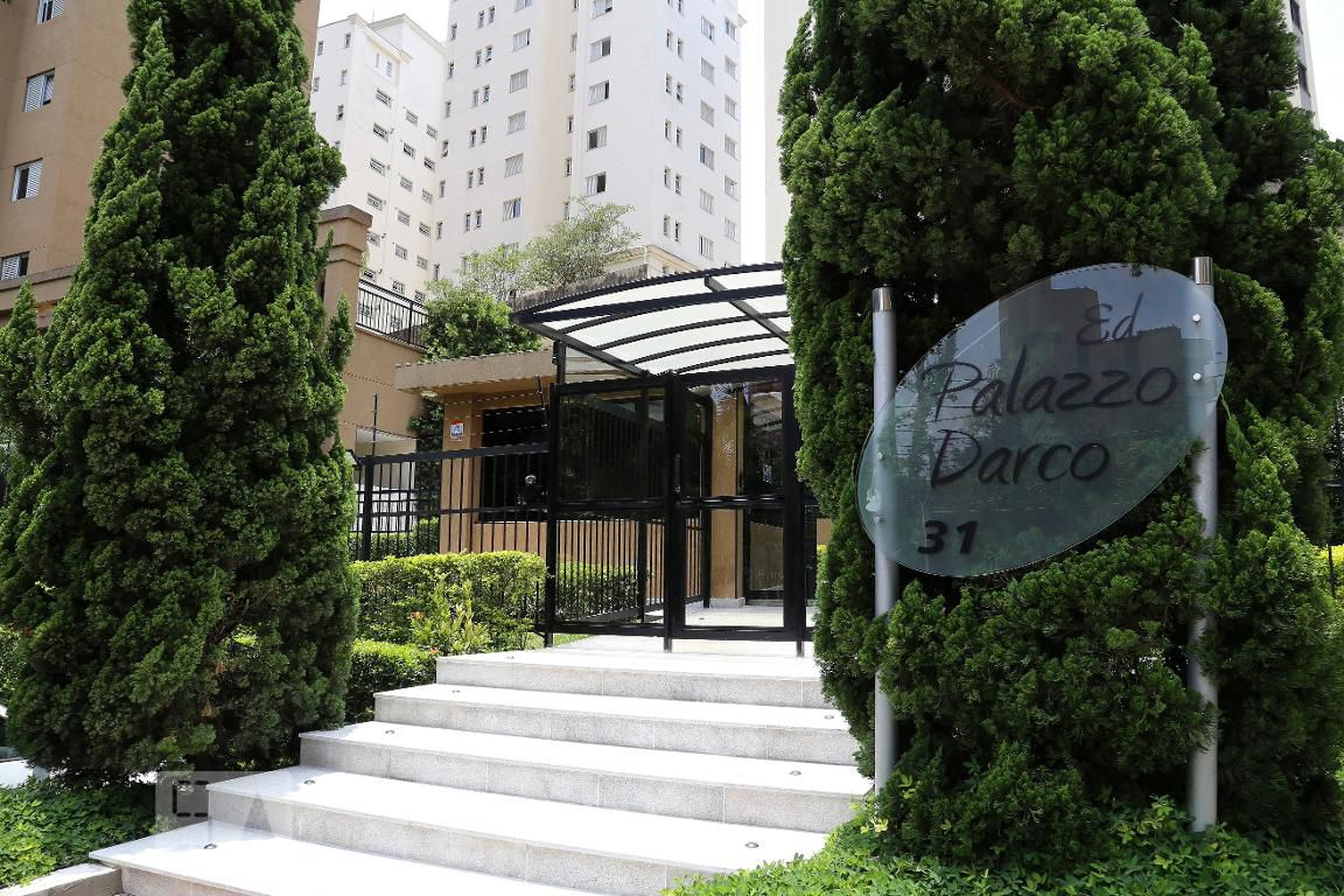 Fachada do Condomínio Condomínio Palazzo Darco