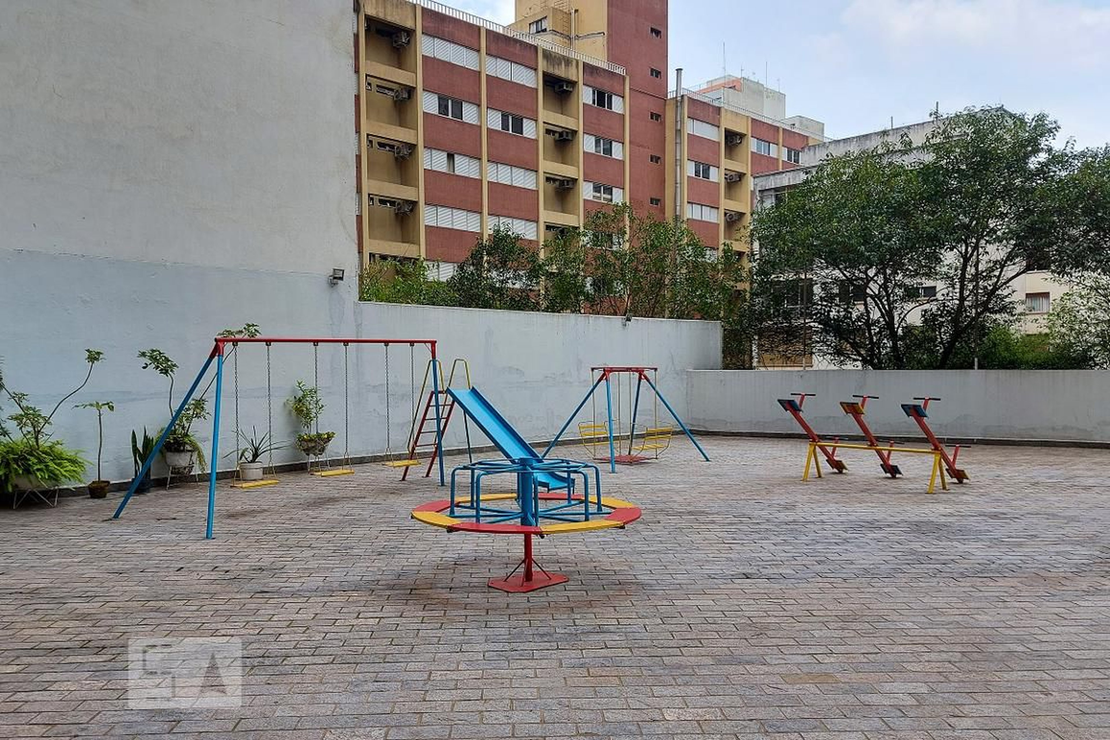 Playground - Edifício Amalfi