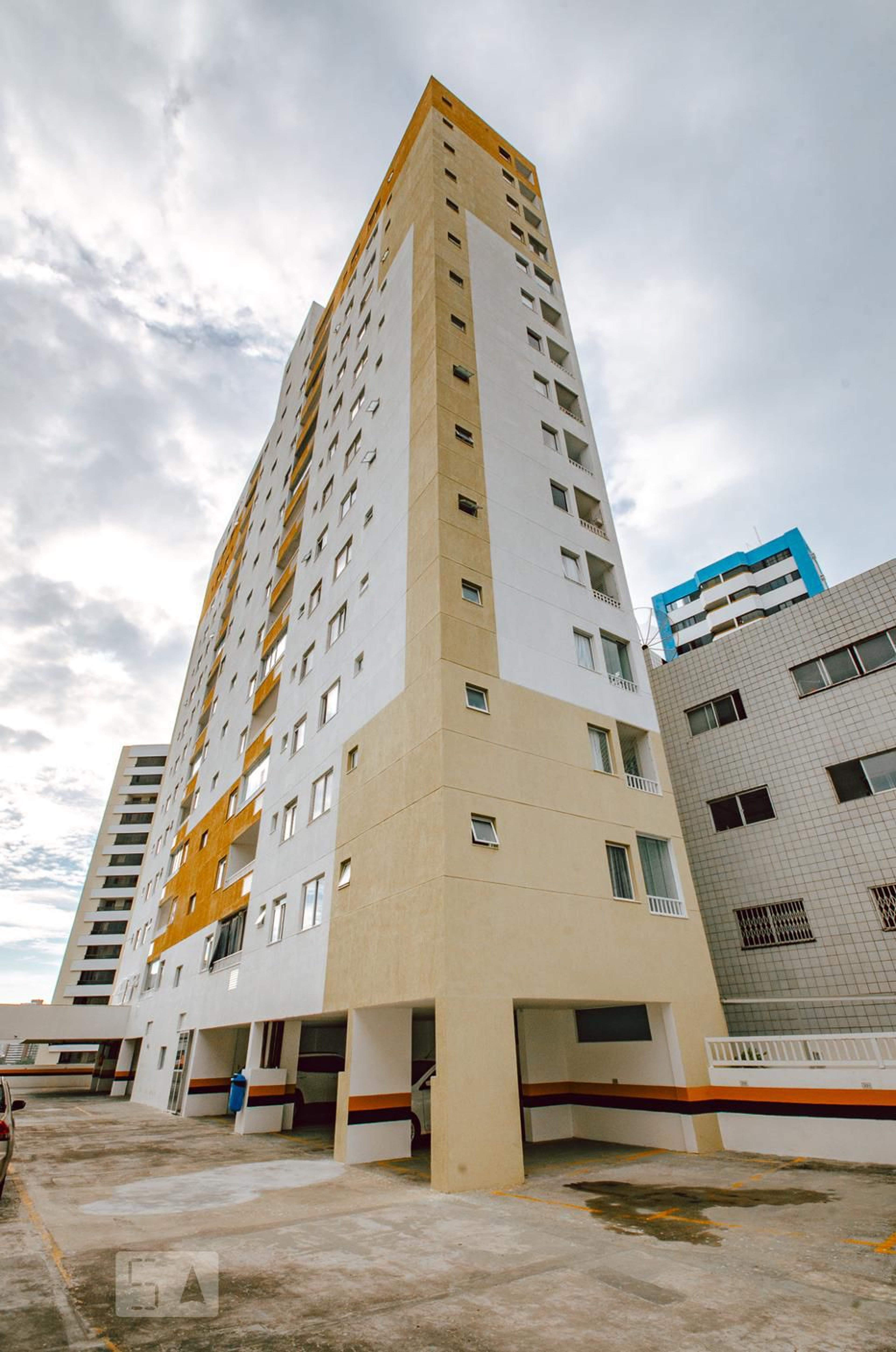 Fachada do Condomínio Condomínio Porto Cardeal Residence