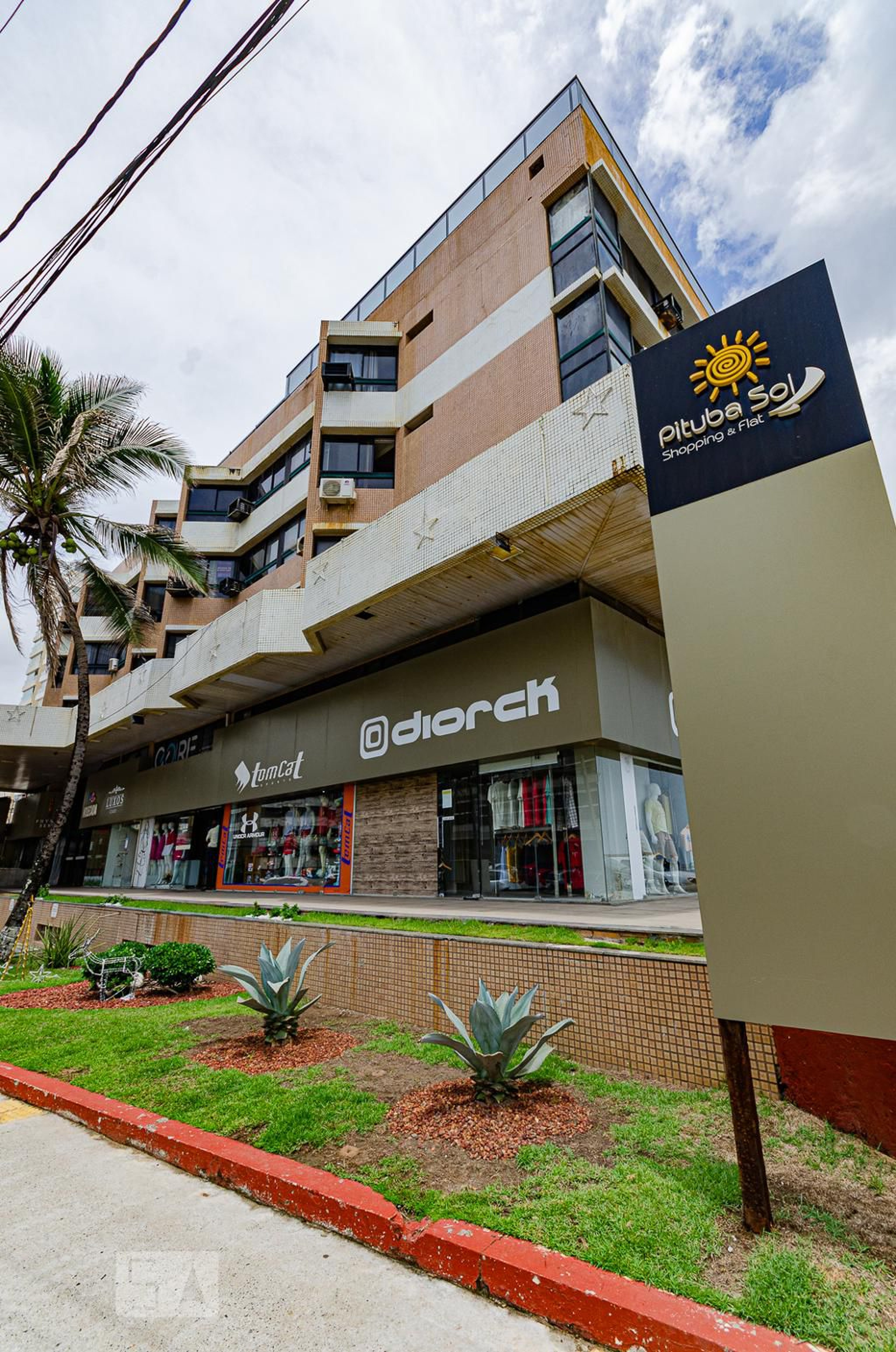 Fachada Condomínio Pituba Sol Flat