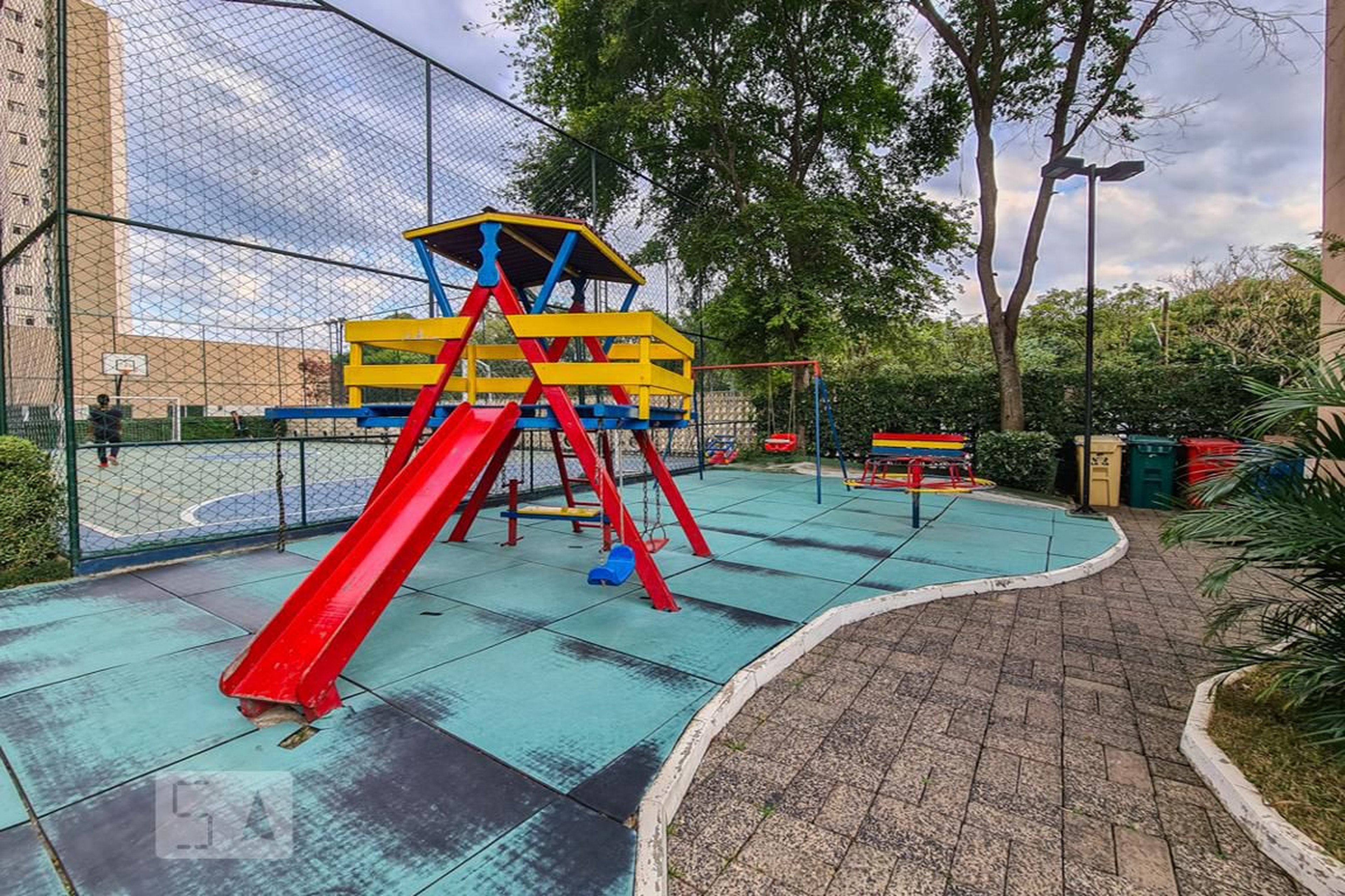 Playground - Ventos do Leste