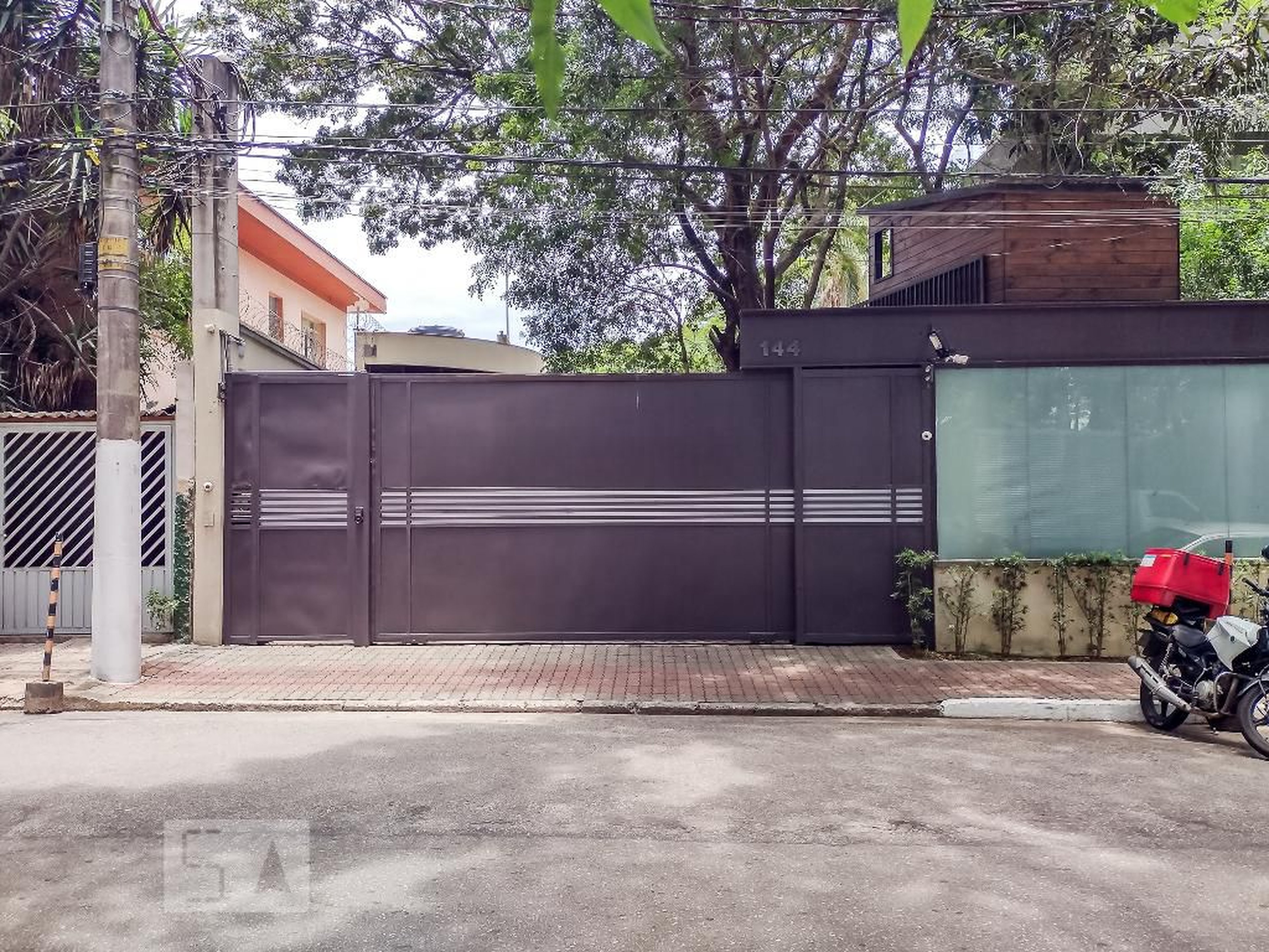 Fachada Condomínio Rua do Alto