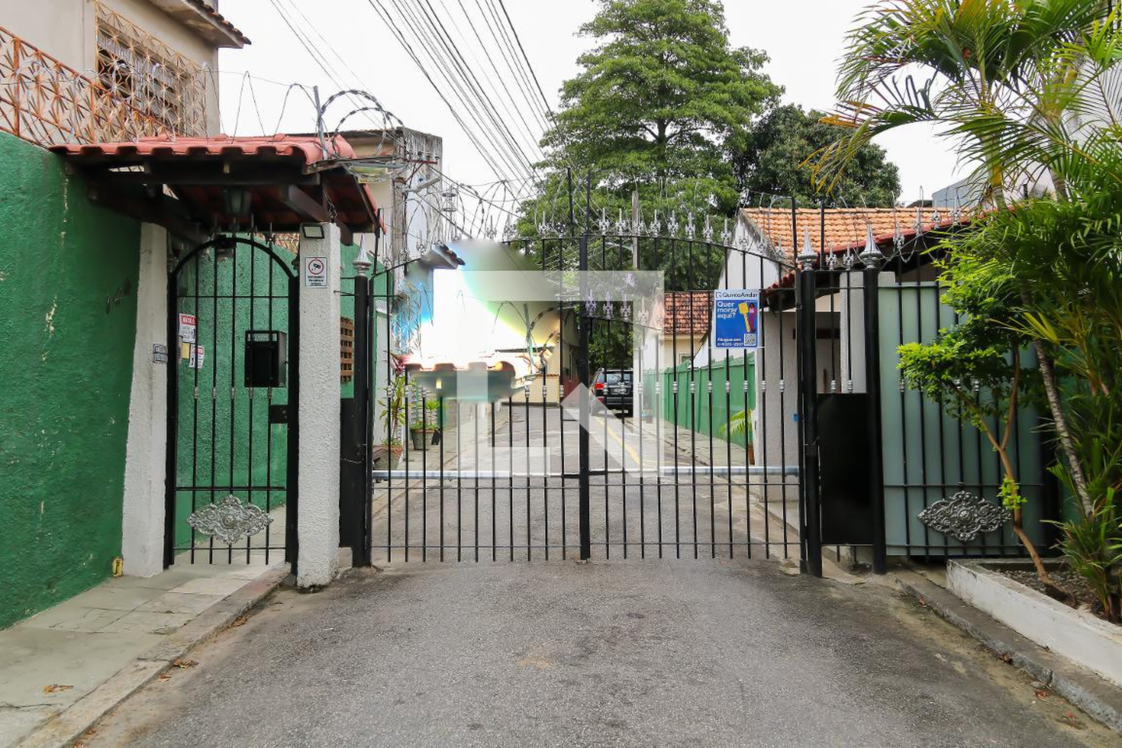 Fachada Condomínio em Rua Mário Calderaro, 140