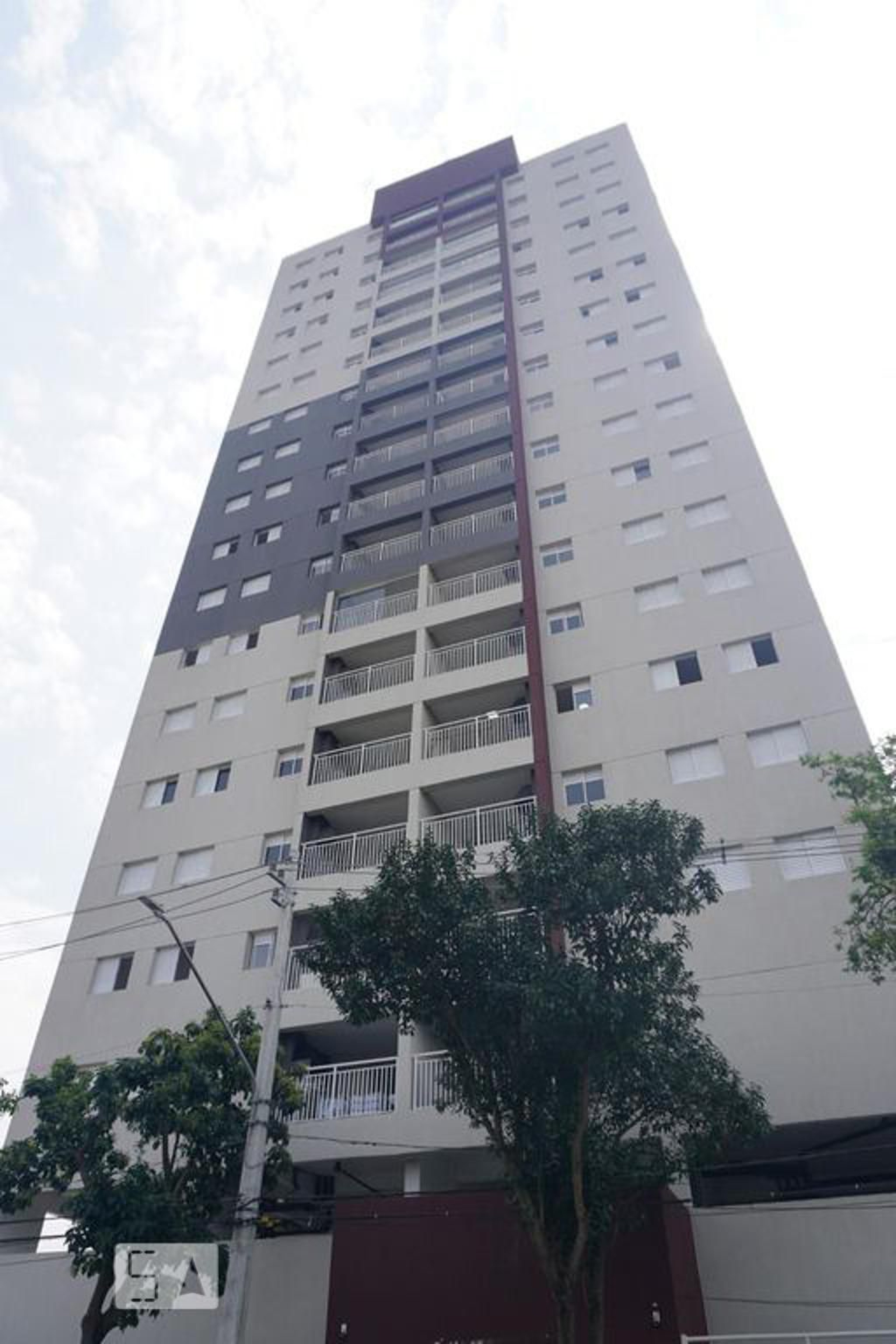 Fachada do Prédio Condomínio em Rua Bispo Isaías Sucasas, 457