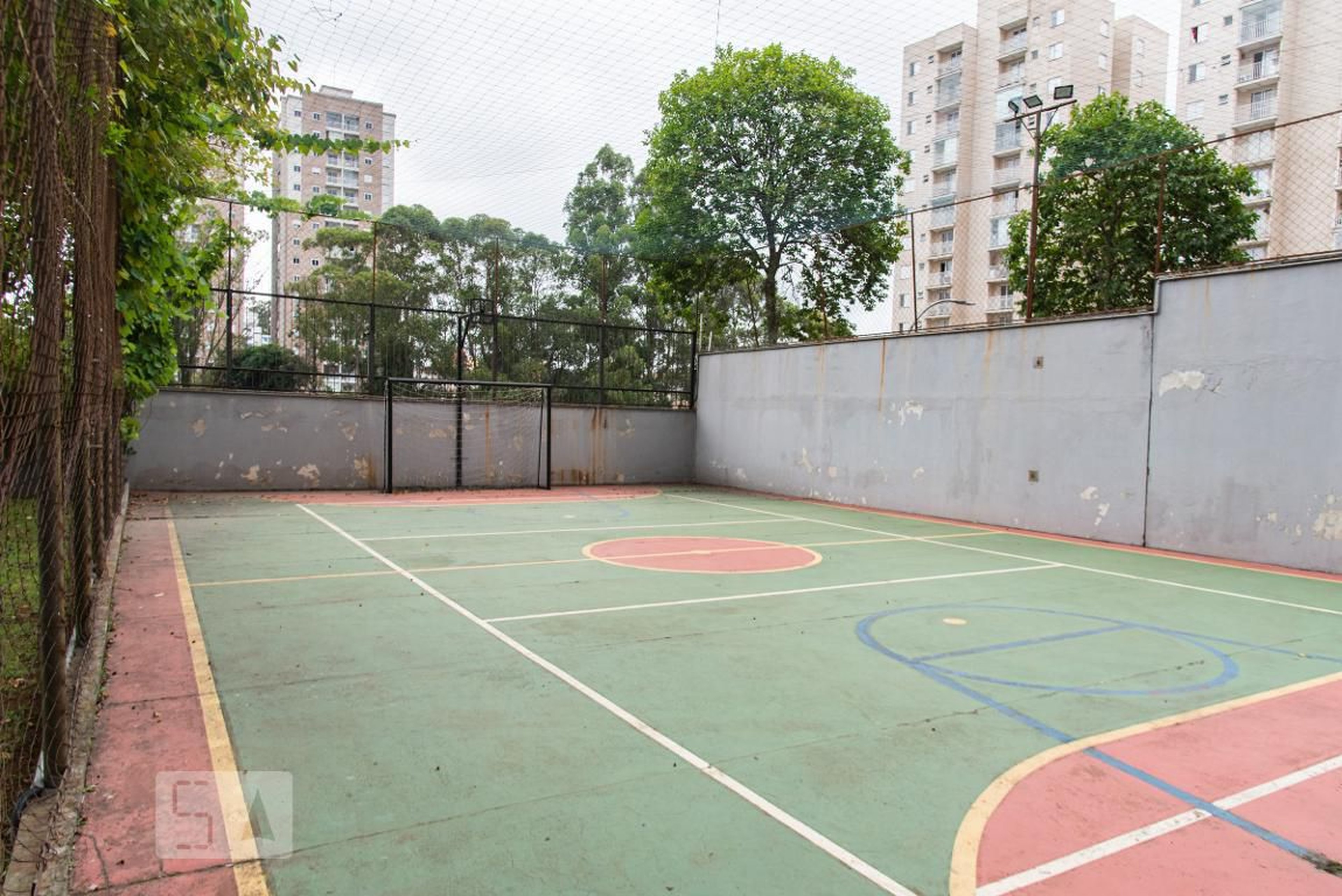 Quadra poliesportiva - Ipe