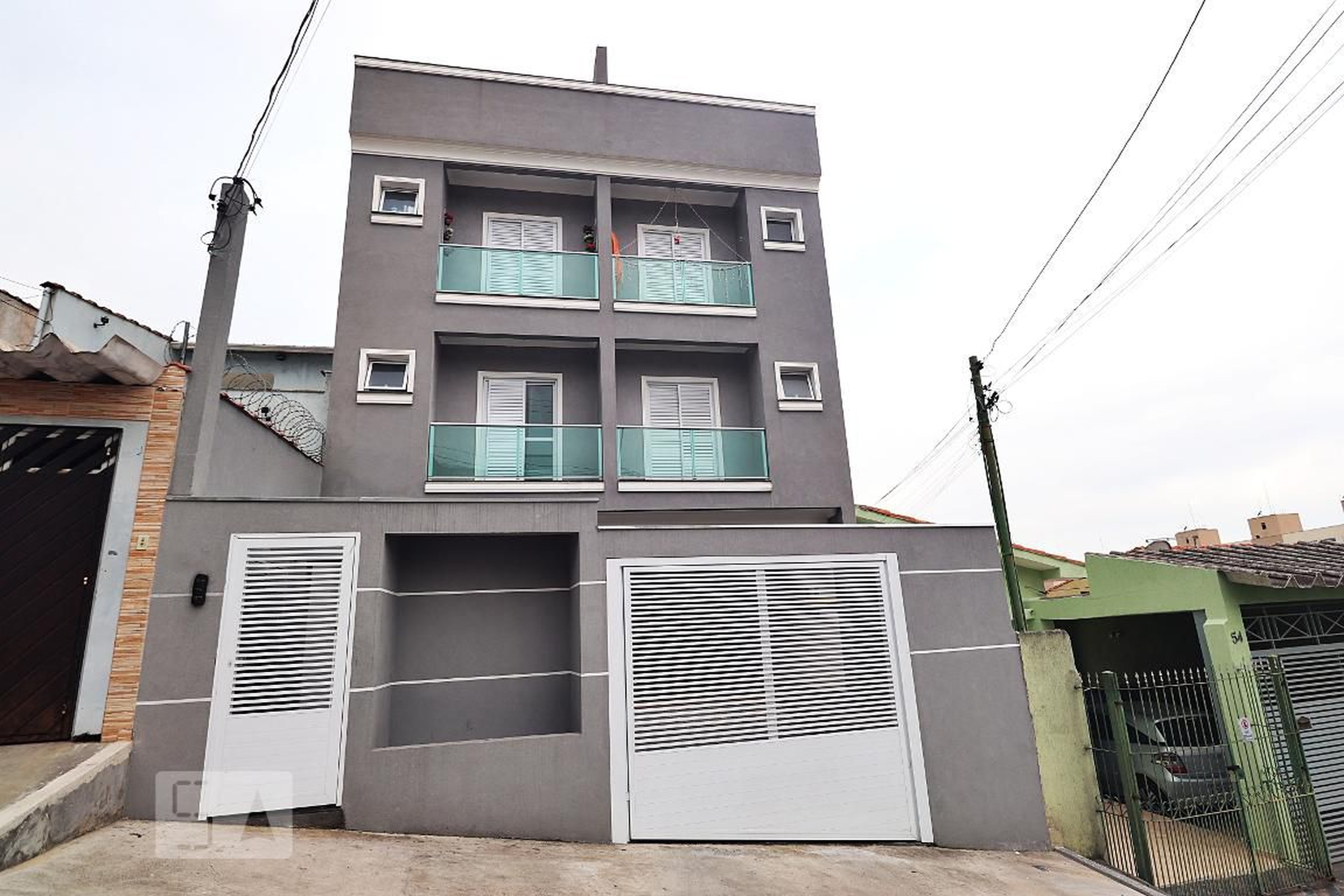 Fachada Condomínio em Rua Matilde, 60