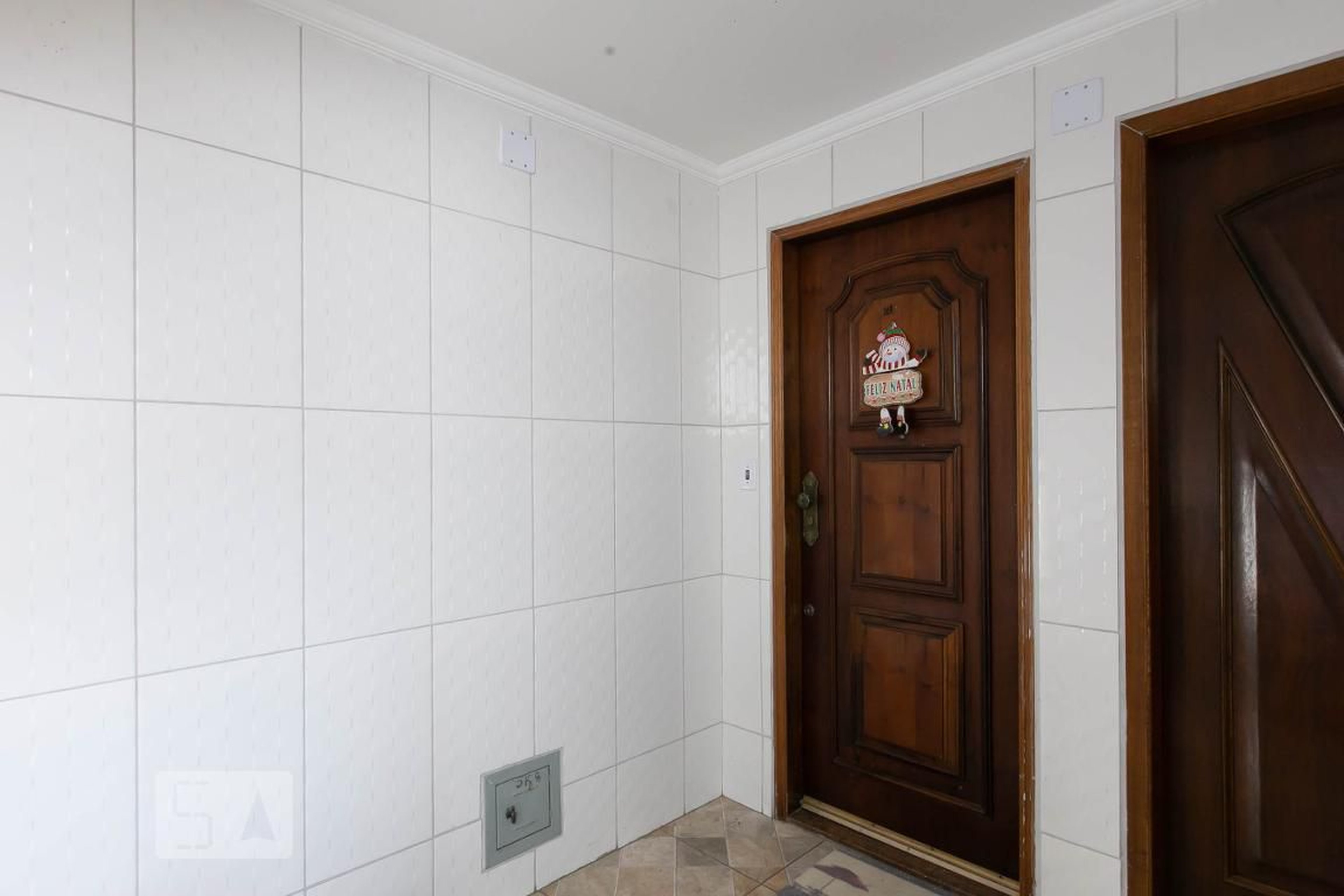 Hall de Entrada - Cravinas l