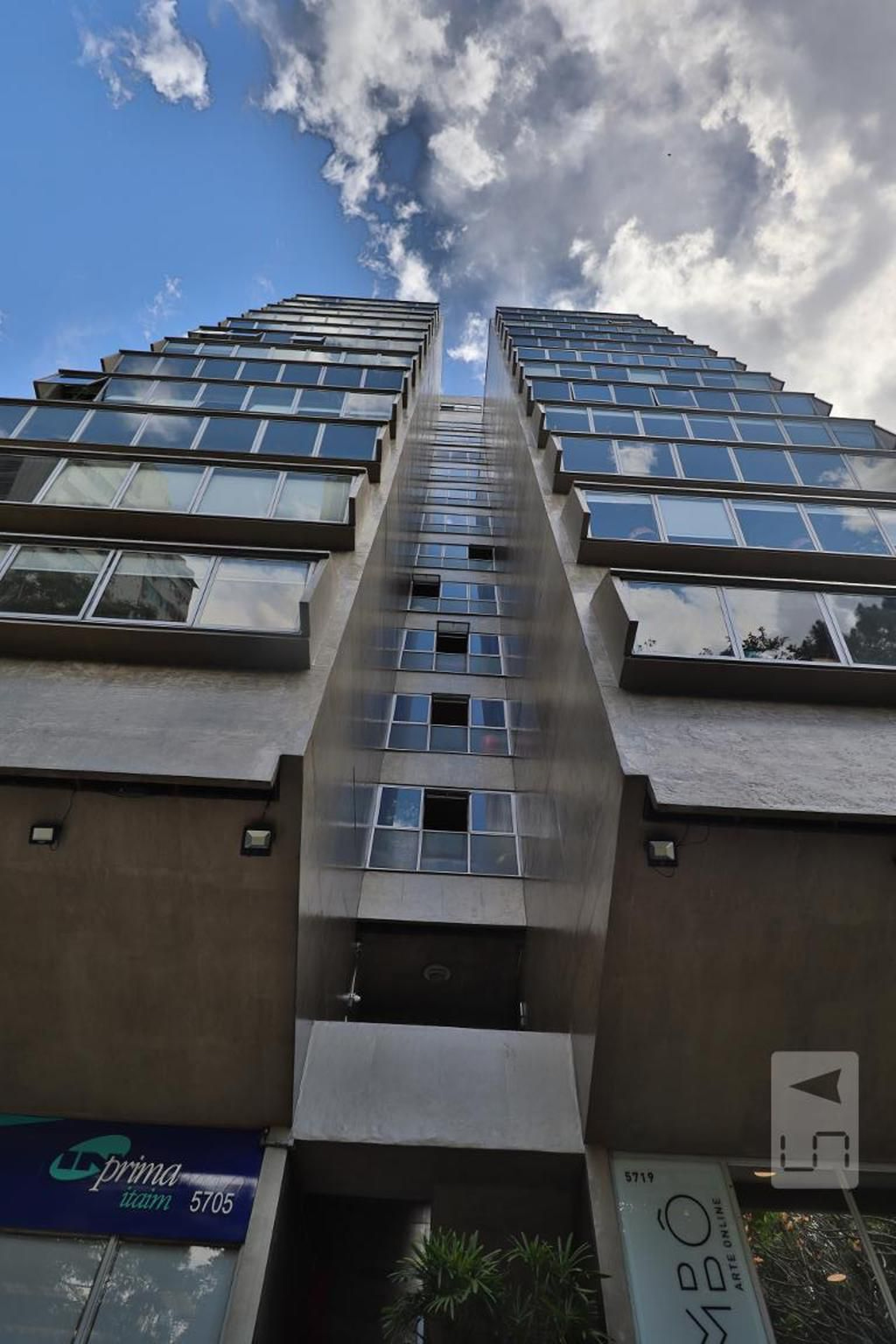 Fachada Edifício Giselle