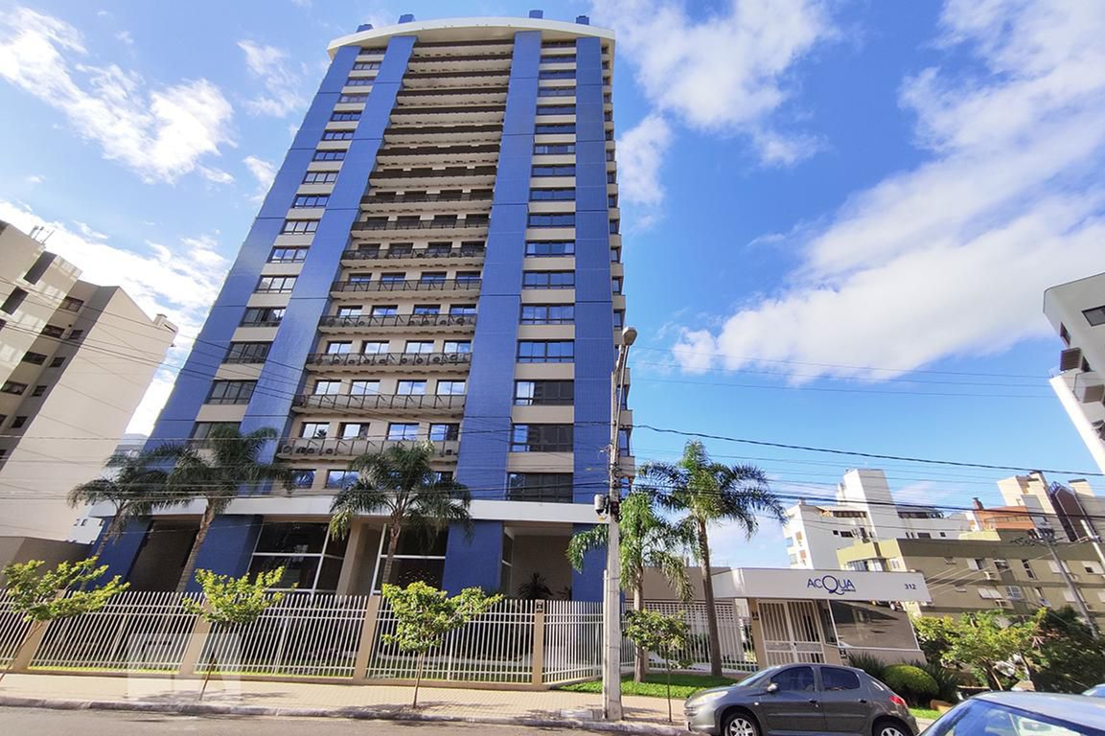 Fachada do Condomínio Edifício Acqua Residence
