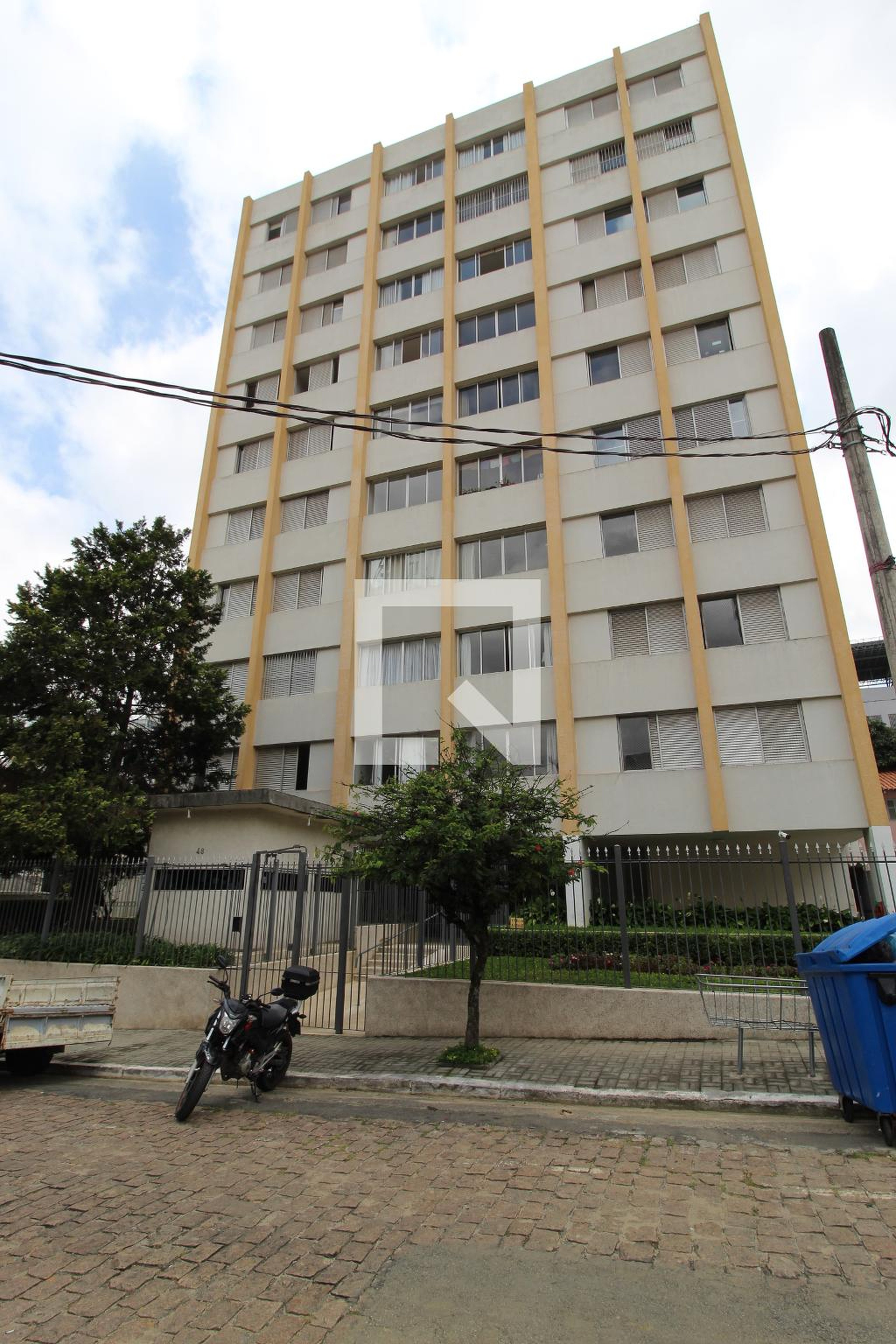 Fachada do Prédio Condomínio San Diego lá