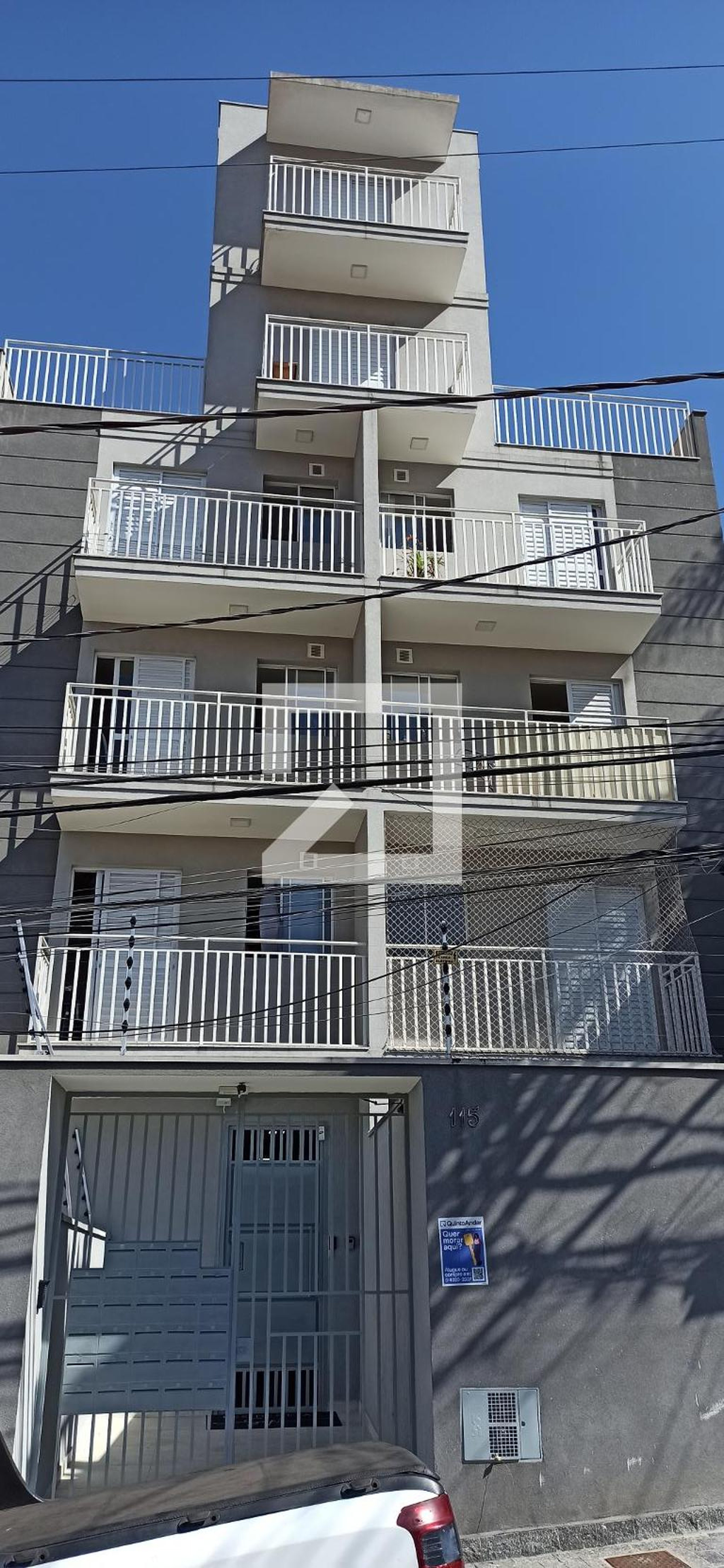 Fachada do Prédio Condomínio em Rua Ponte Pensa, 115