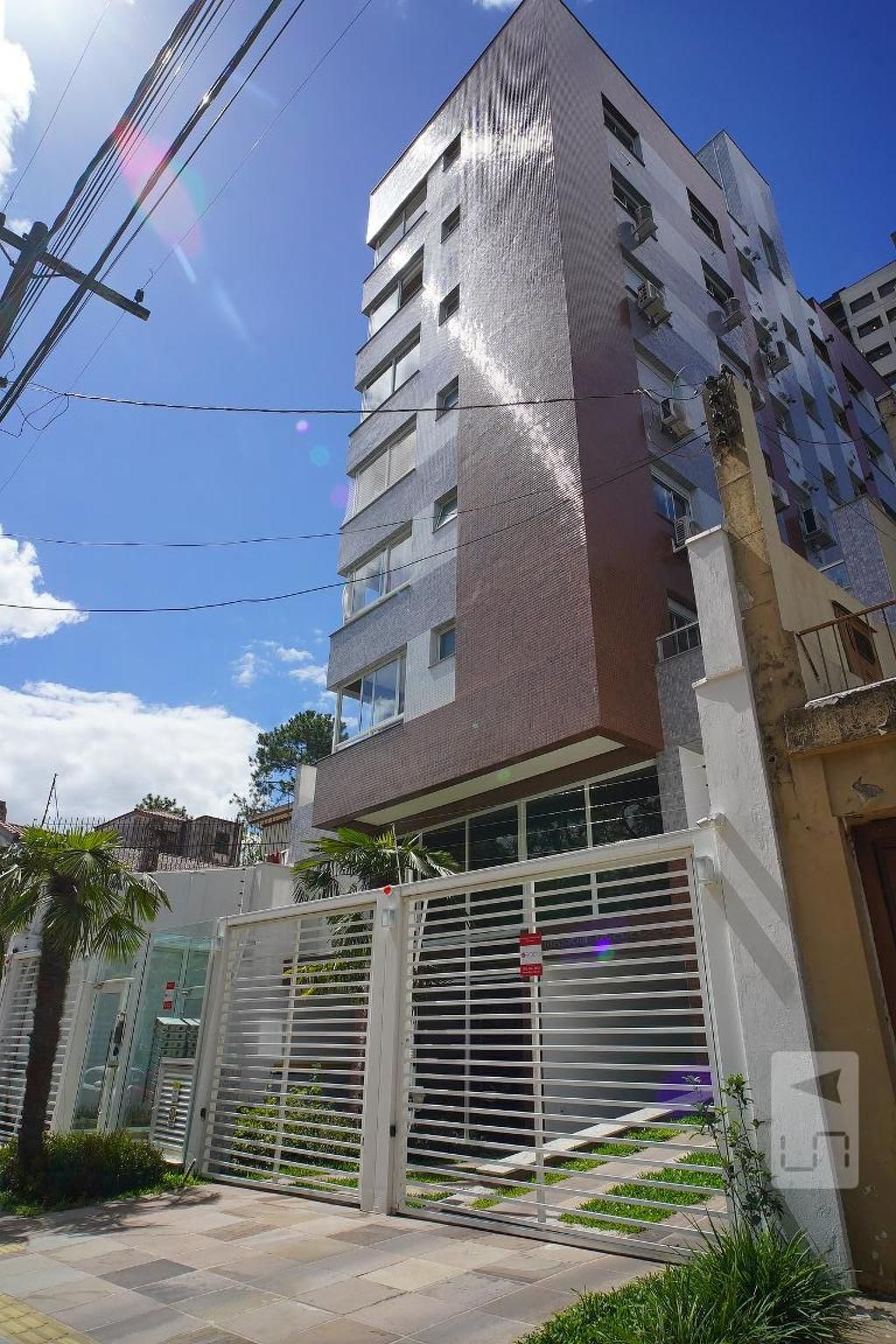 Fachada do Prédio Condomínio Maison Quebec