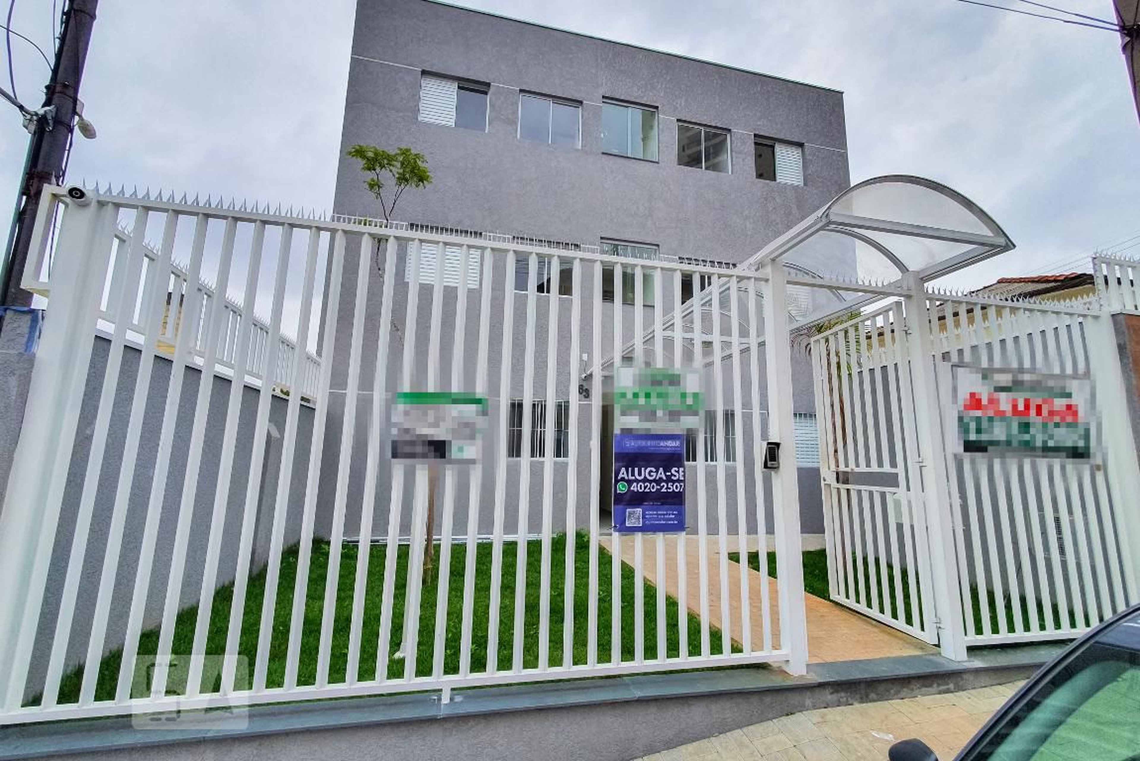 Fachada Condomínio em Rua dos Macaxás, 763